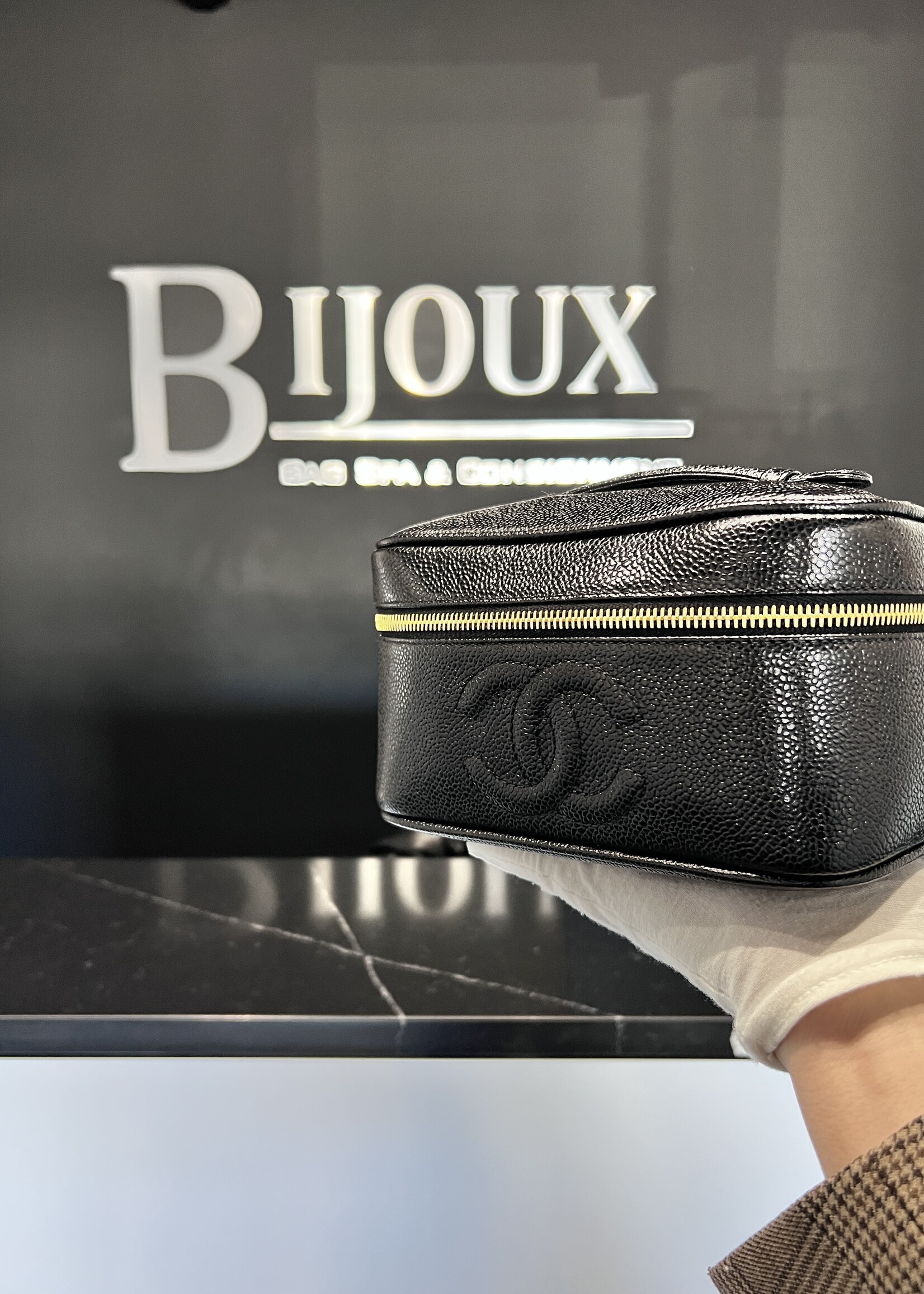 Chanel SOLD - Chanel Caviar Vanity