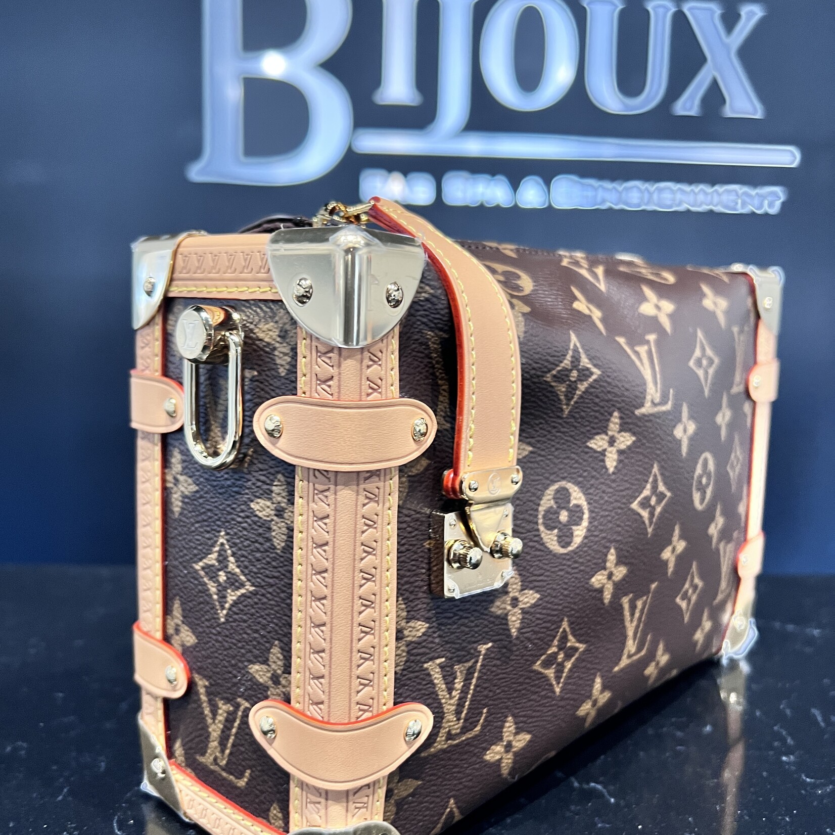 Louis Vuitton Louis Vuitton Side Trunk