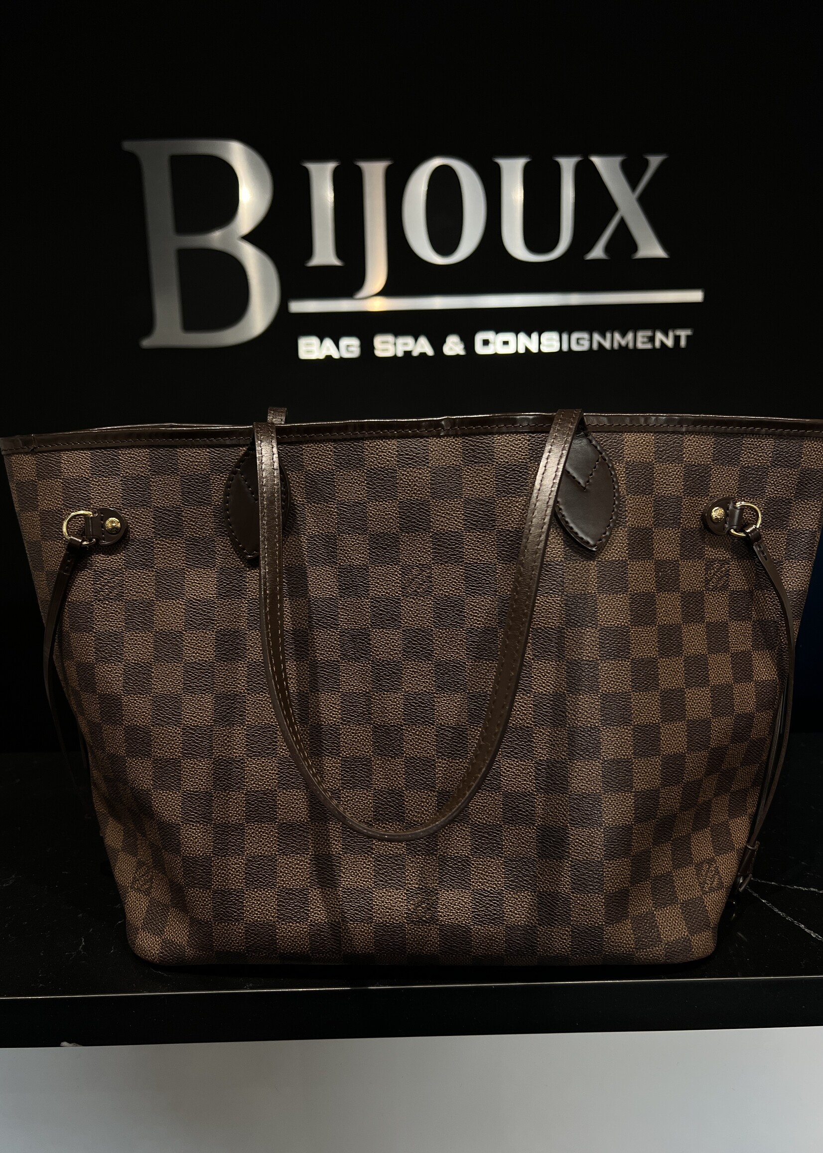 Louis Vuitton SOLD - Louis Vuitton Neverfull Damier Ebene MM