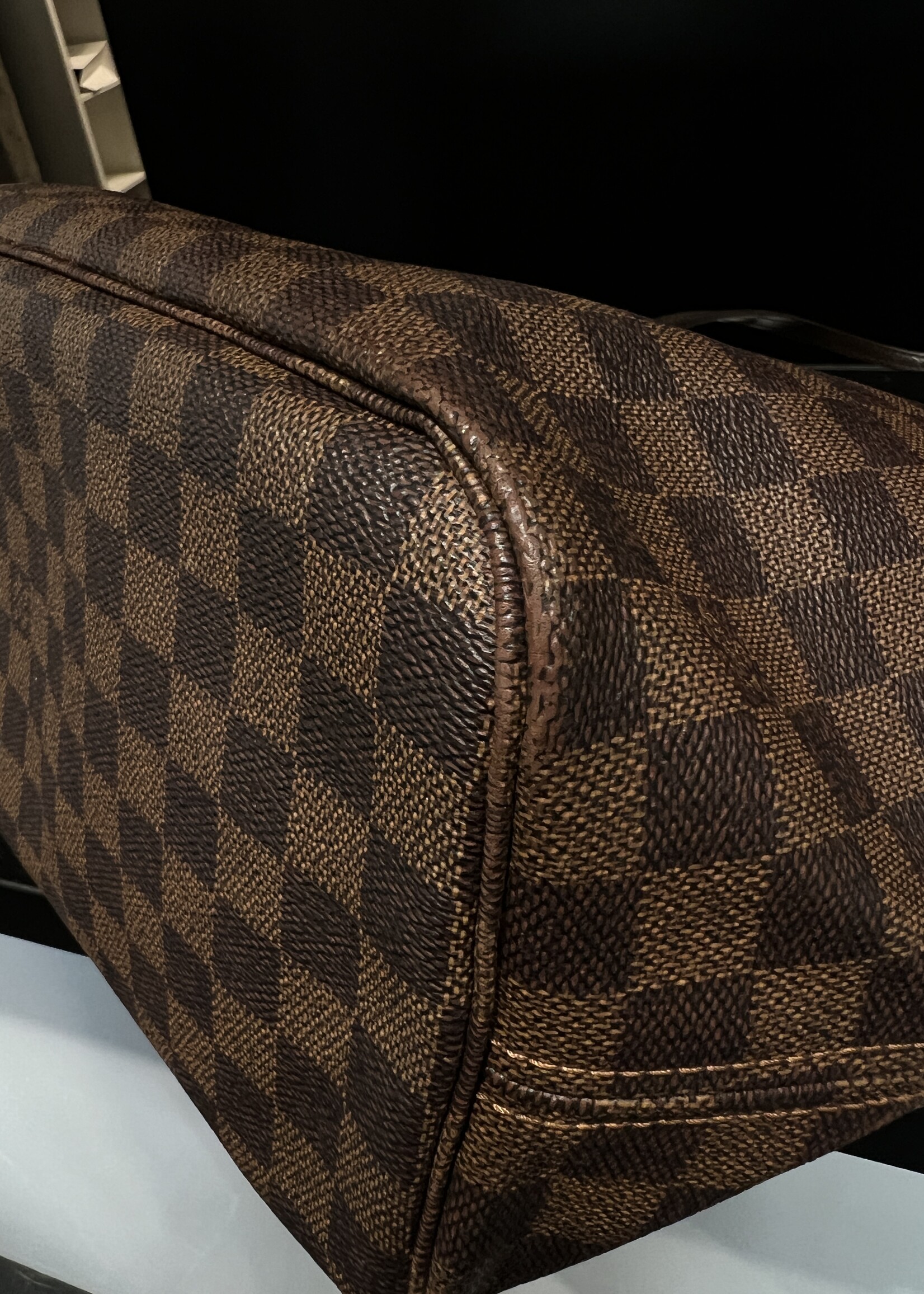 Louis Vuitton SOLD - Louis Vuitton Neverfull Damier Ebene MM