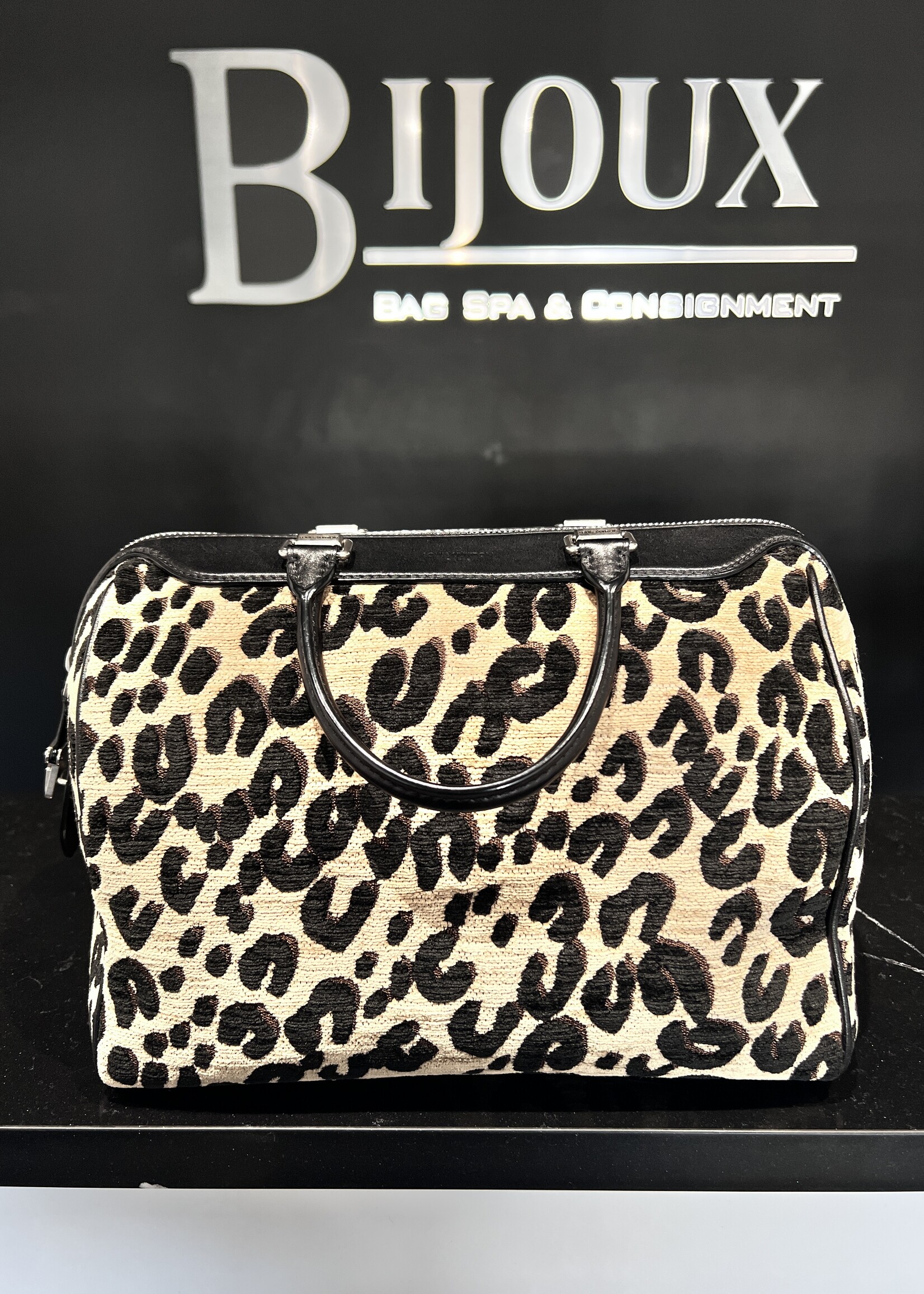Louis Vuitton Louis Vuitton Stephan Spouse Leopard Speedy