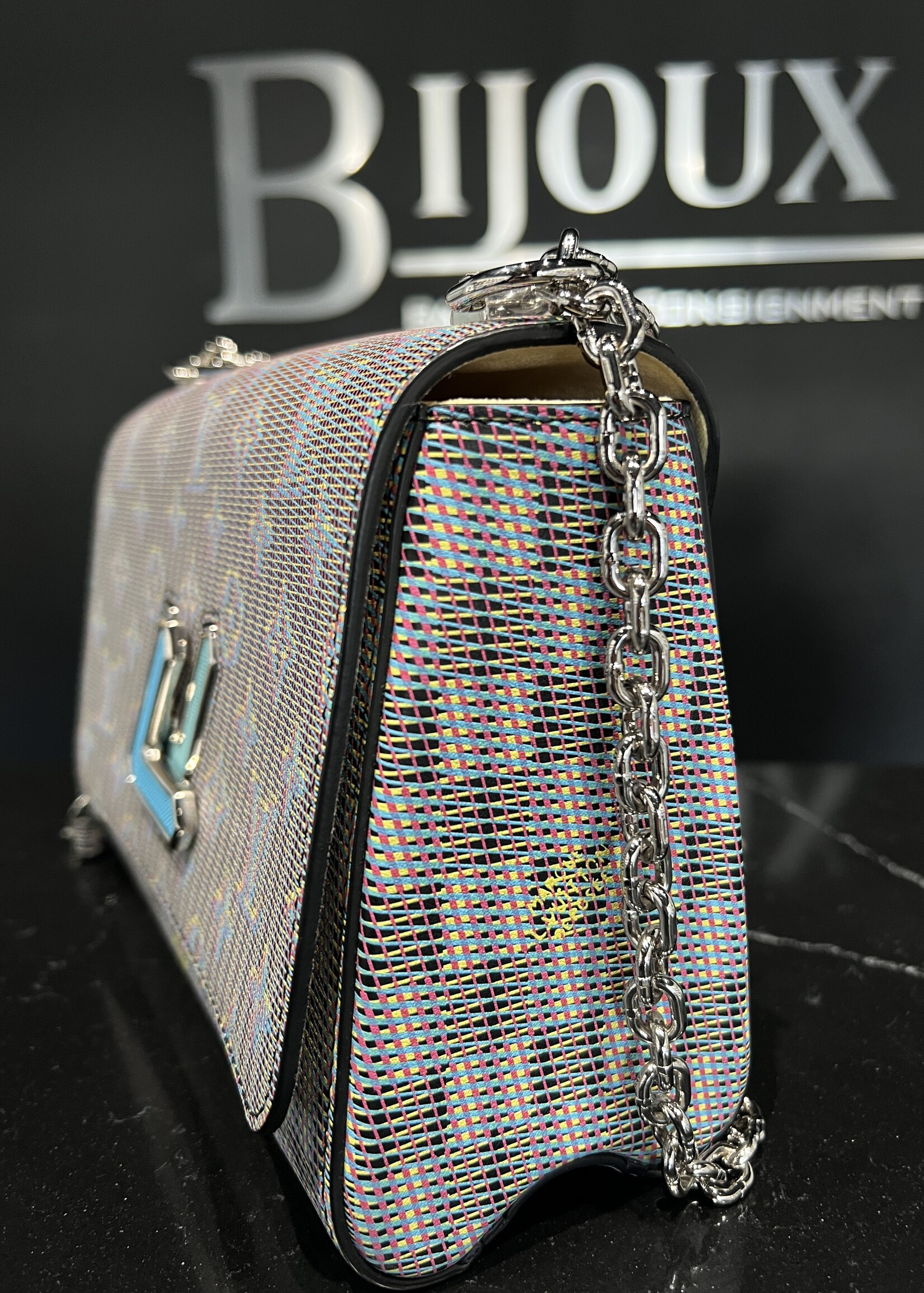 Louis Vuitton SOLD- Louis Vuitton Twist MM Pop