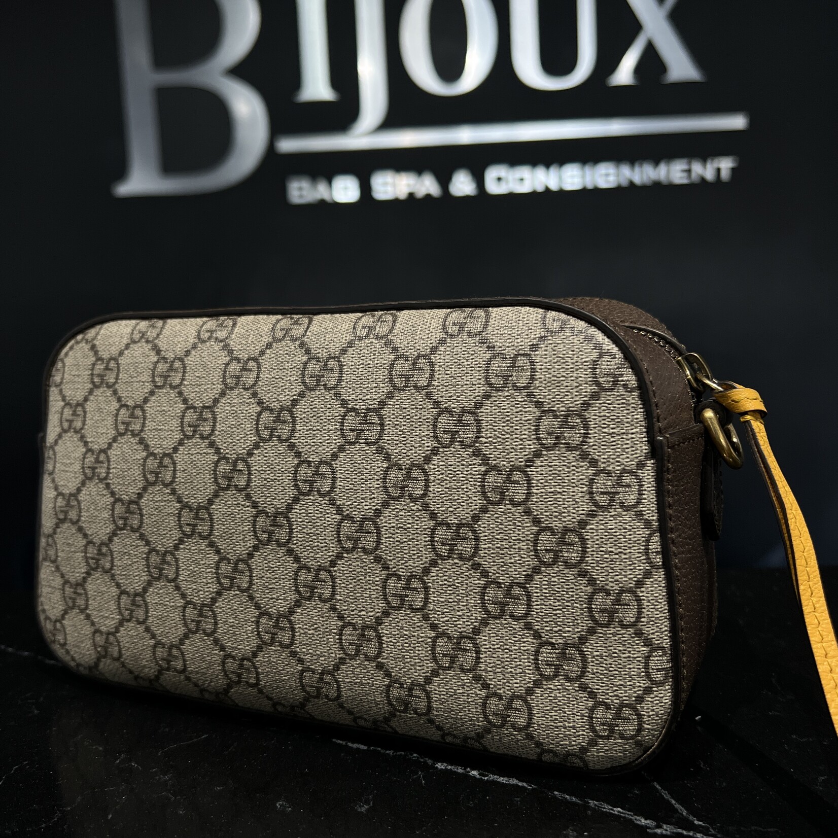 Gucci Gucci Canvas Messenger Crossbody