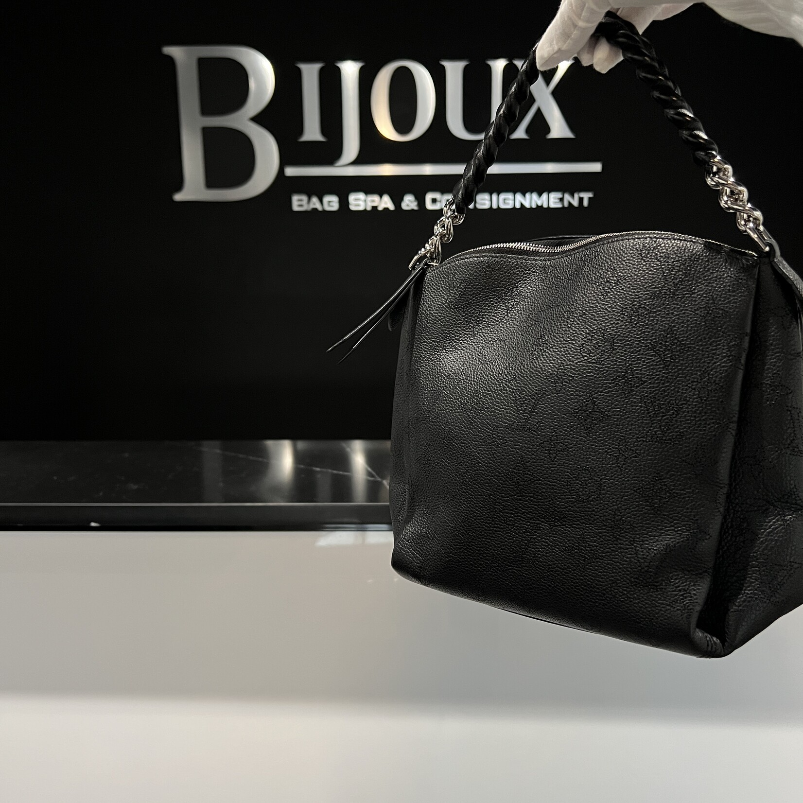 Louis Vuitton Louis Vuitton Mahina Babylone