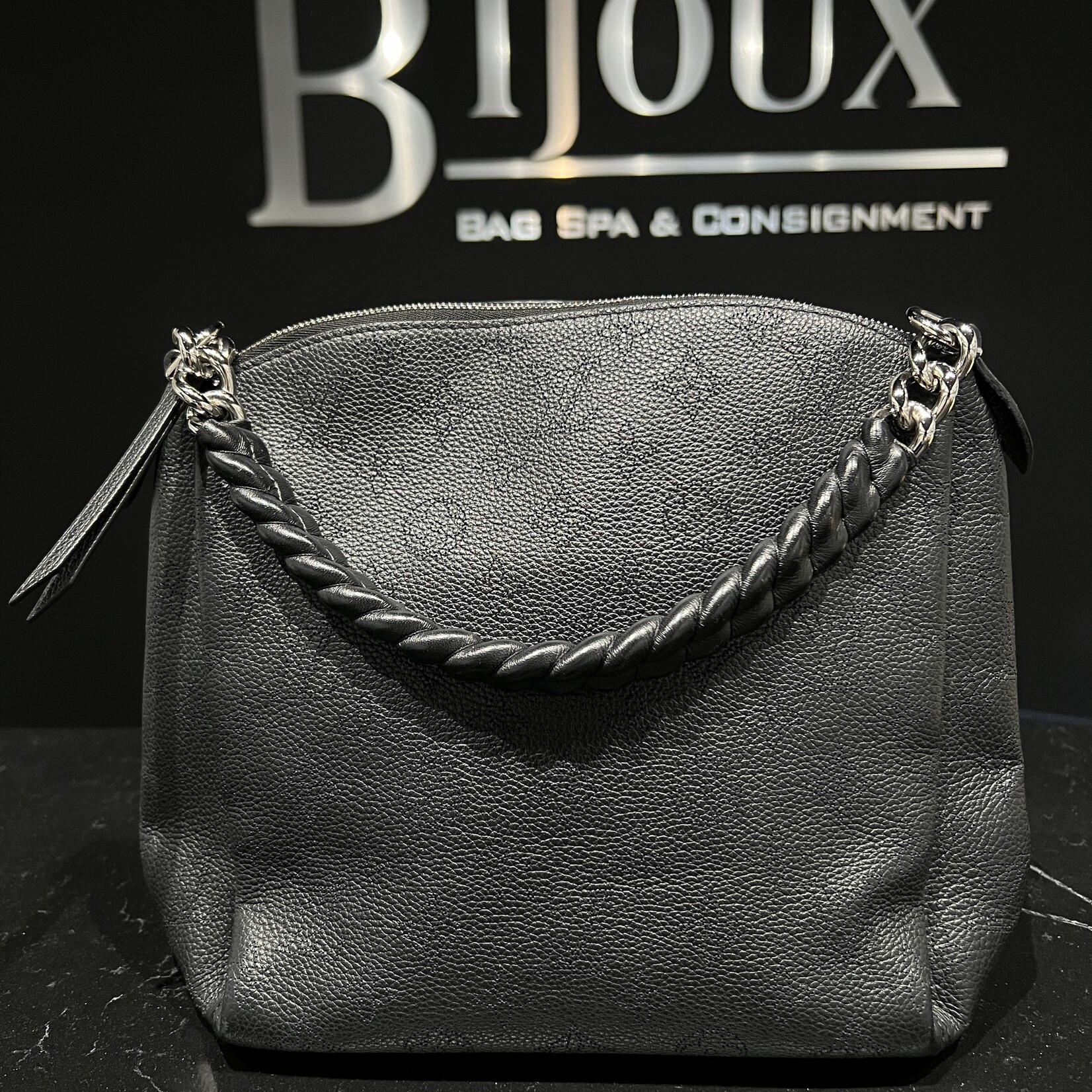 Louis Vuitton SOLD - Louis Vuitton Mahina Babylone