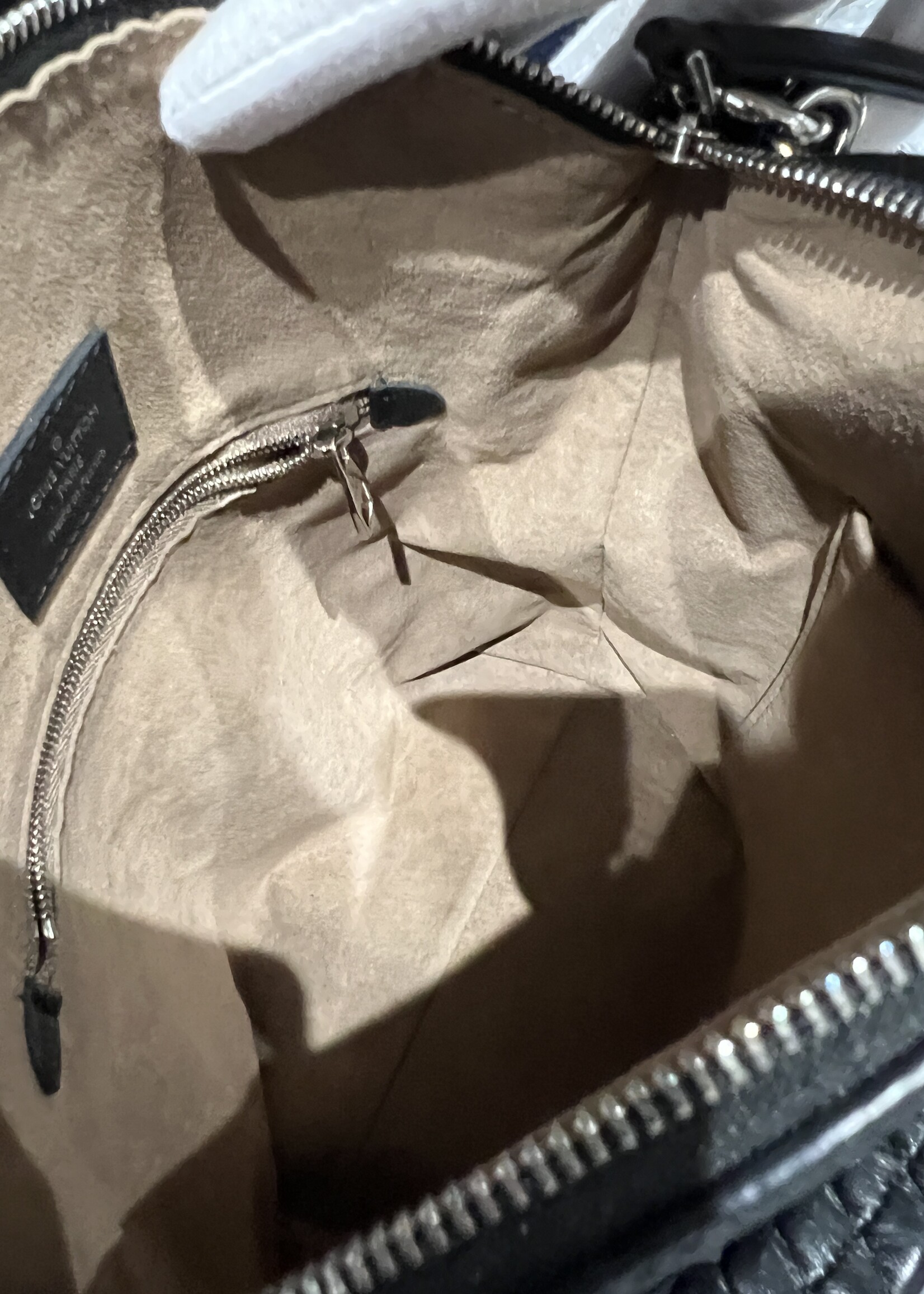 Louis Vuitton SOLD - Louis Vuitton Mahina Babylone