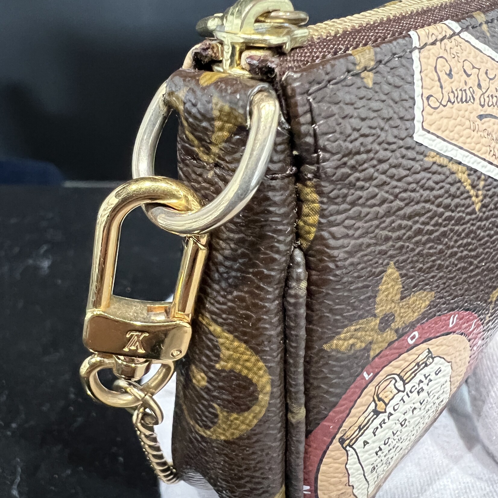 Louis Vuitton Louis Vuitton  Monogram Mini Patch Pochette