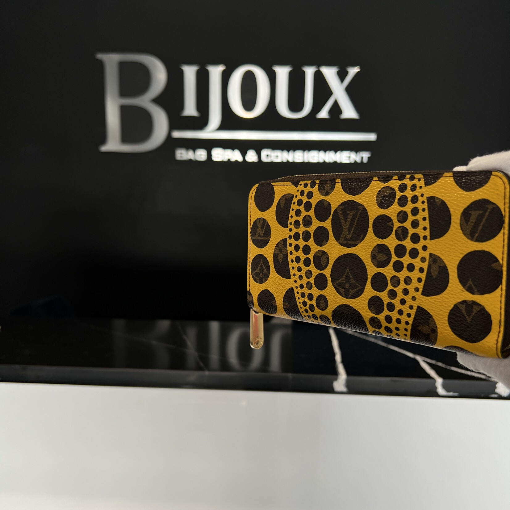 Louis Vuitton Louis Vuitton Kusama Wallet