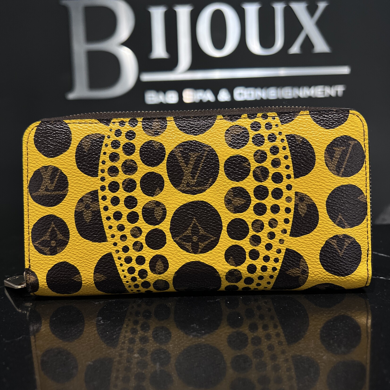 Louis Vuitton Louis Vuitton Kusama Wallet