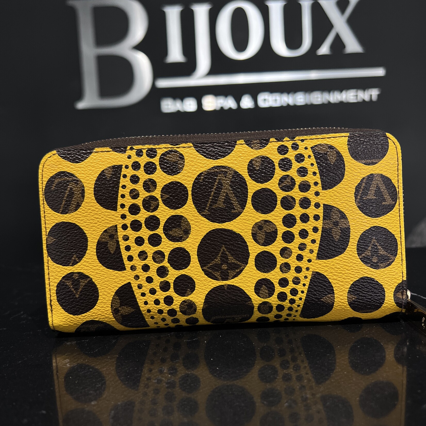 Louis Vuitton Louis Vuitton Kusama Wallet