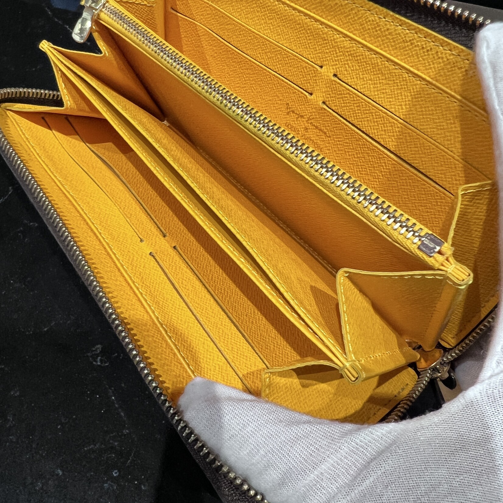 Louis Vuitton Louis Vuitton Kusama Wallet