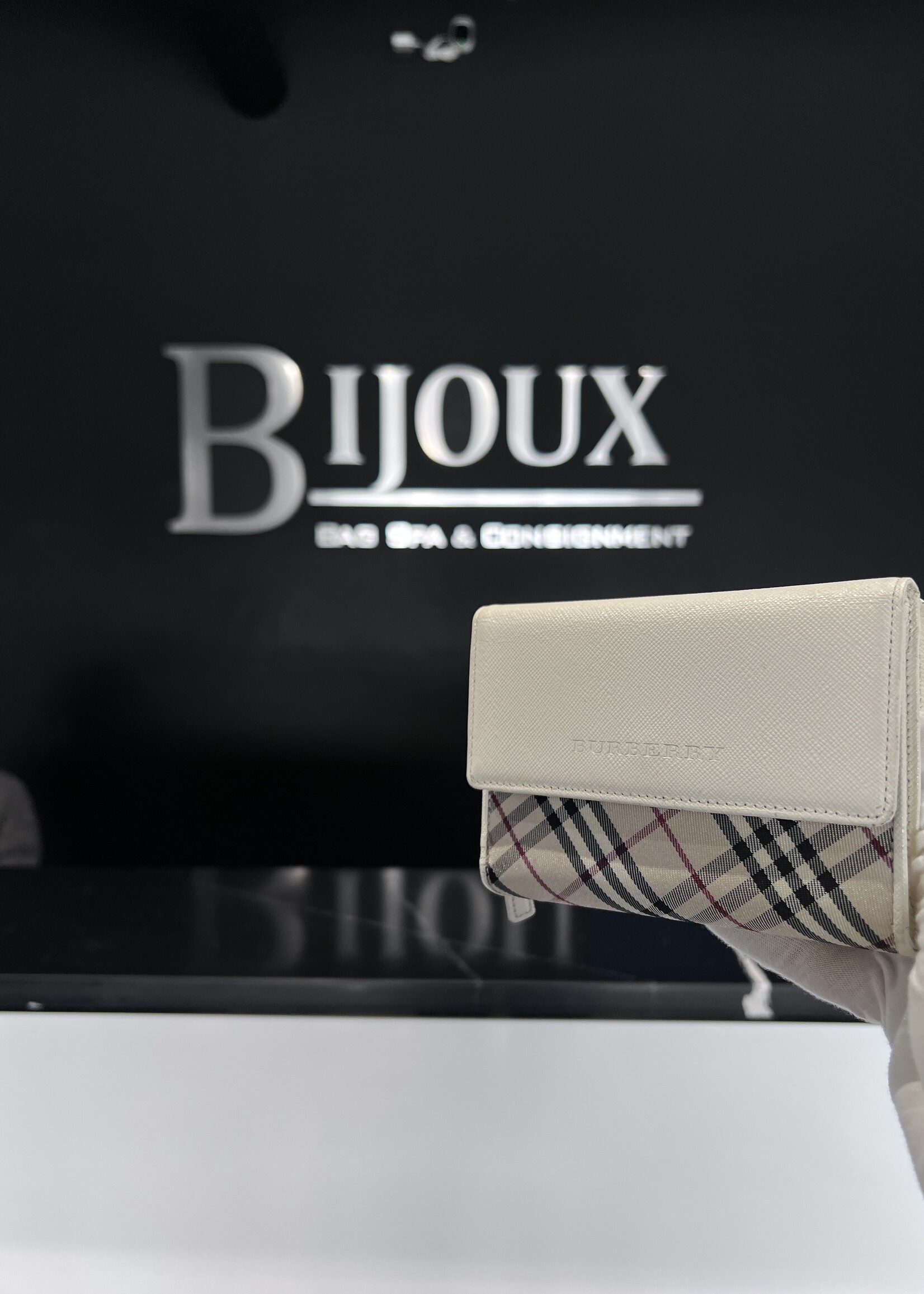 Burberry SOLD- Burberry White Nova Check Pattern Canvas Wallet