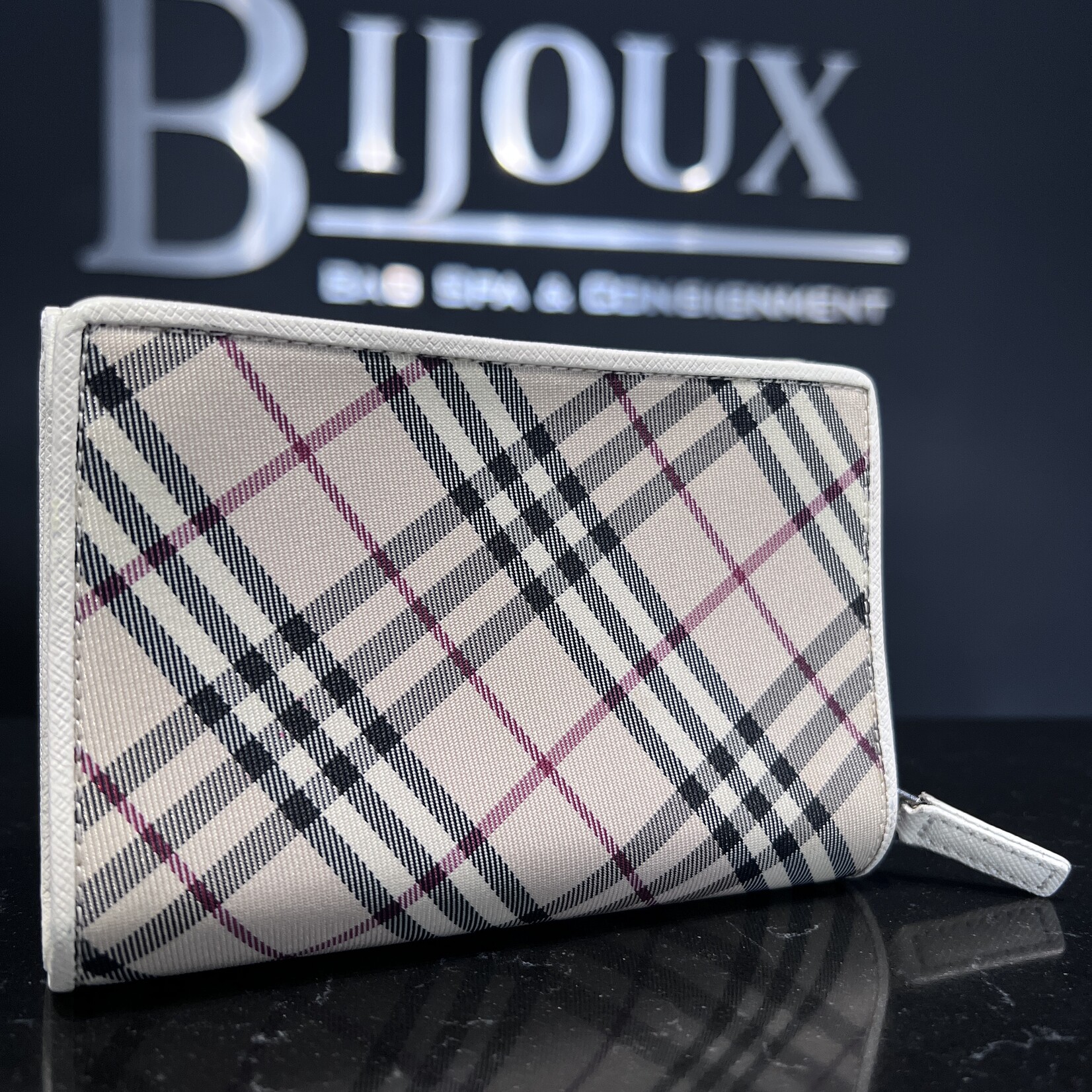 Burberry SOLD- Burberry White Nova Check Pattern Canvas Wallet