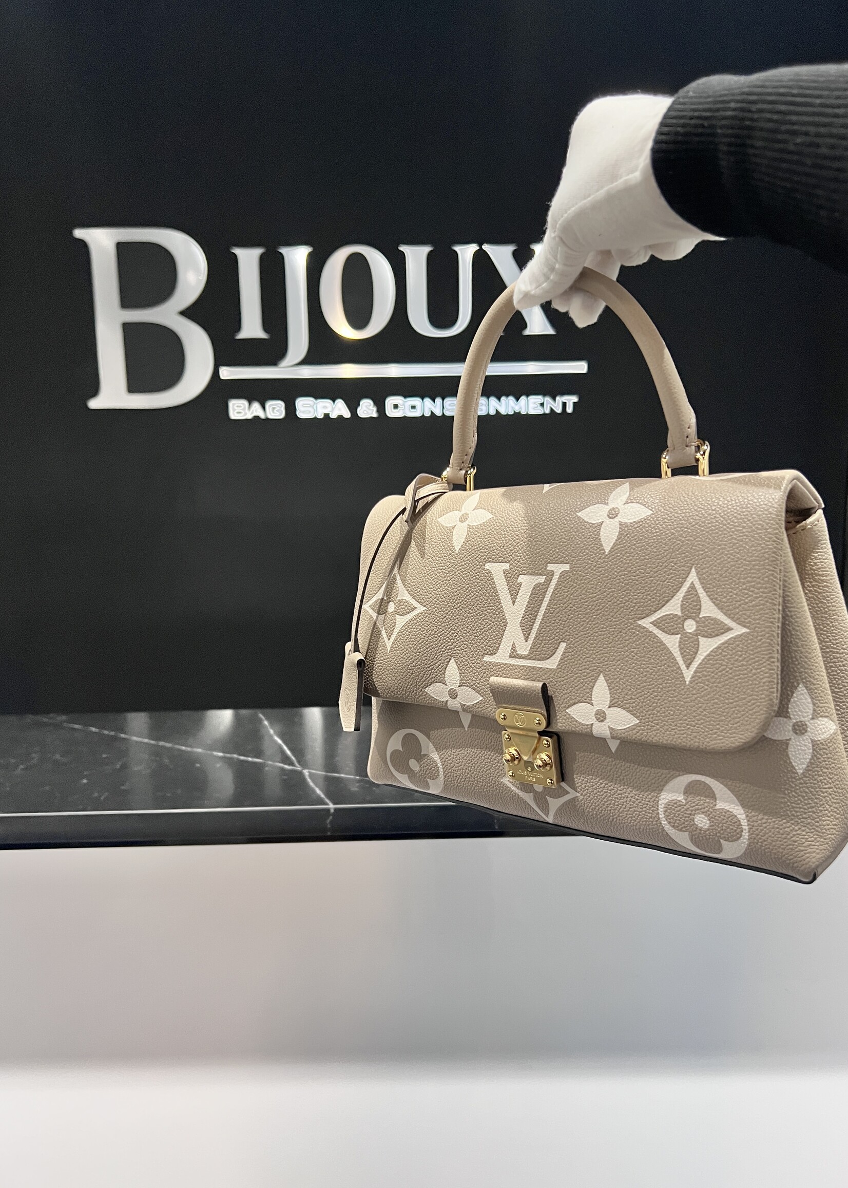 Louis Vuitton SOLD- Louis Vuitton Madeline MM Nude