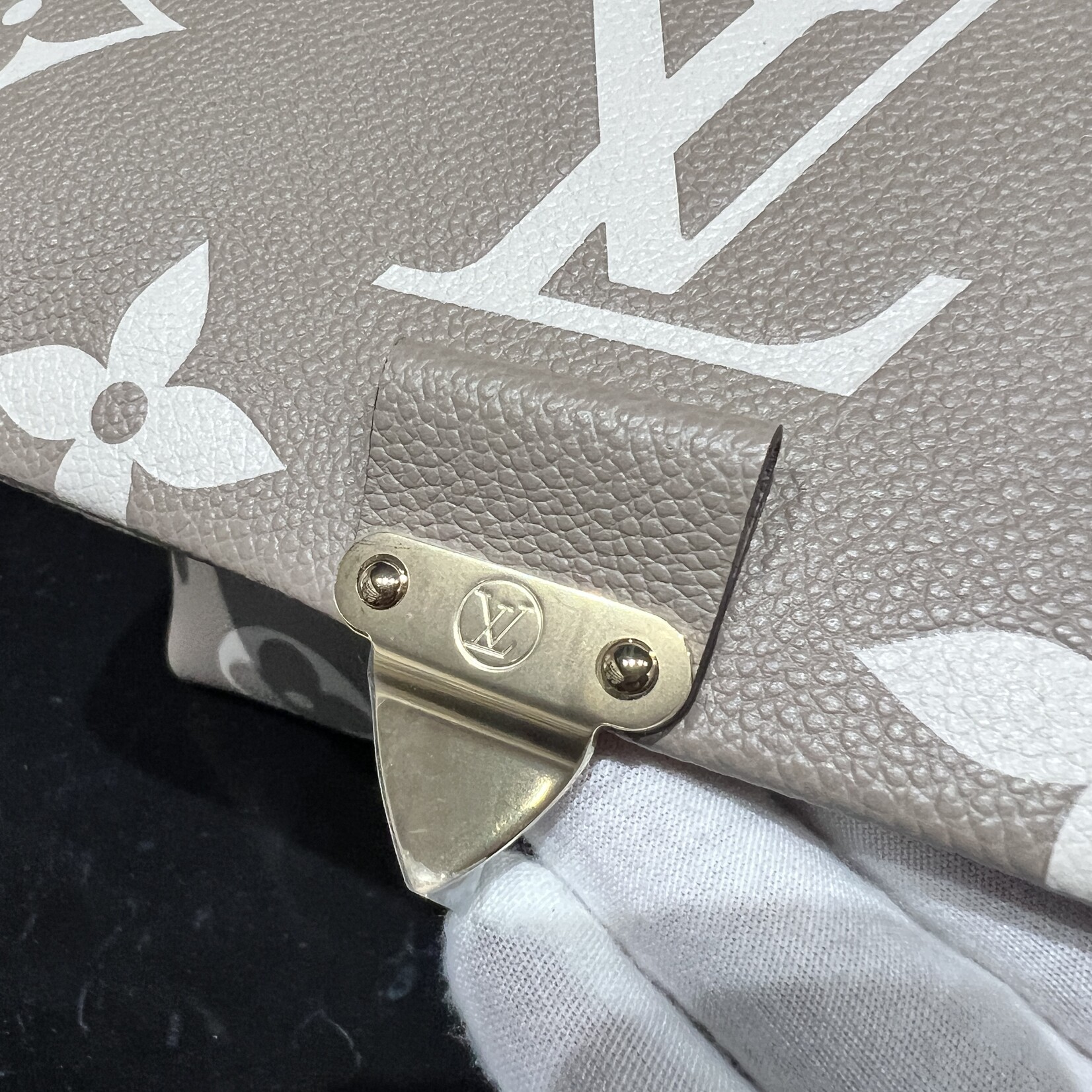Louis Vuitton SOLD- Louis Vuitton Madeline MM Nude