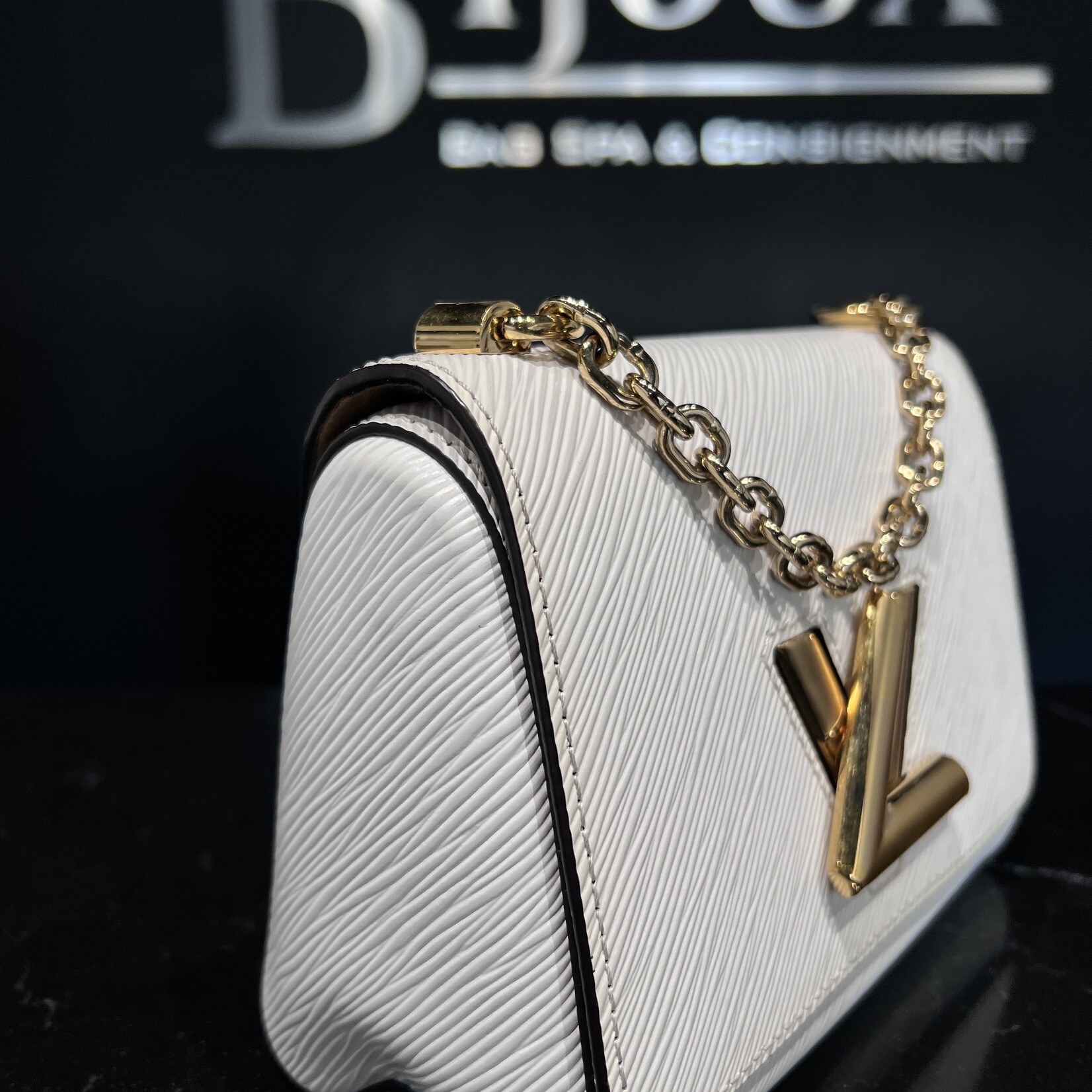 Louis Vuitton Louis Vuitton Twist PM White