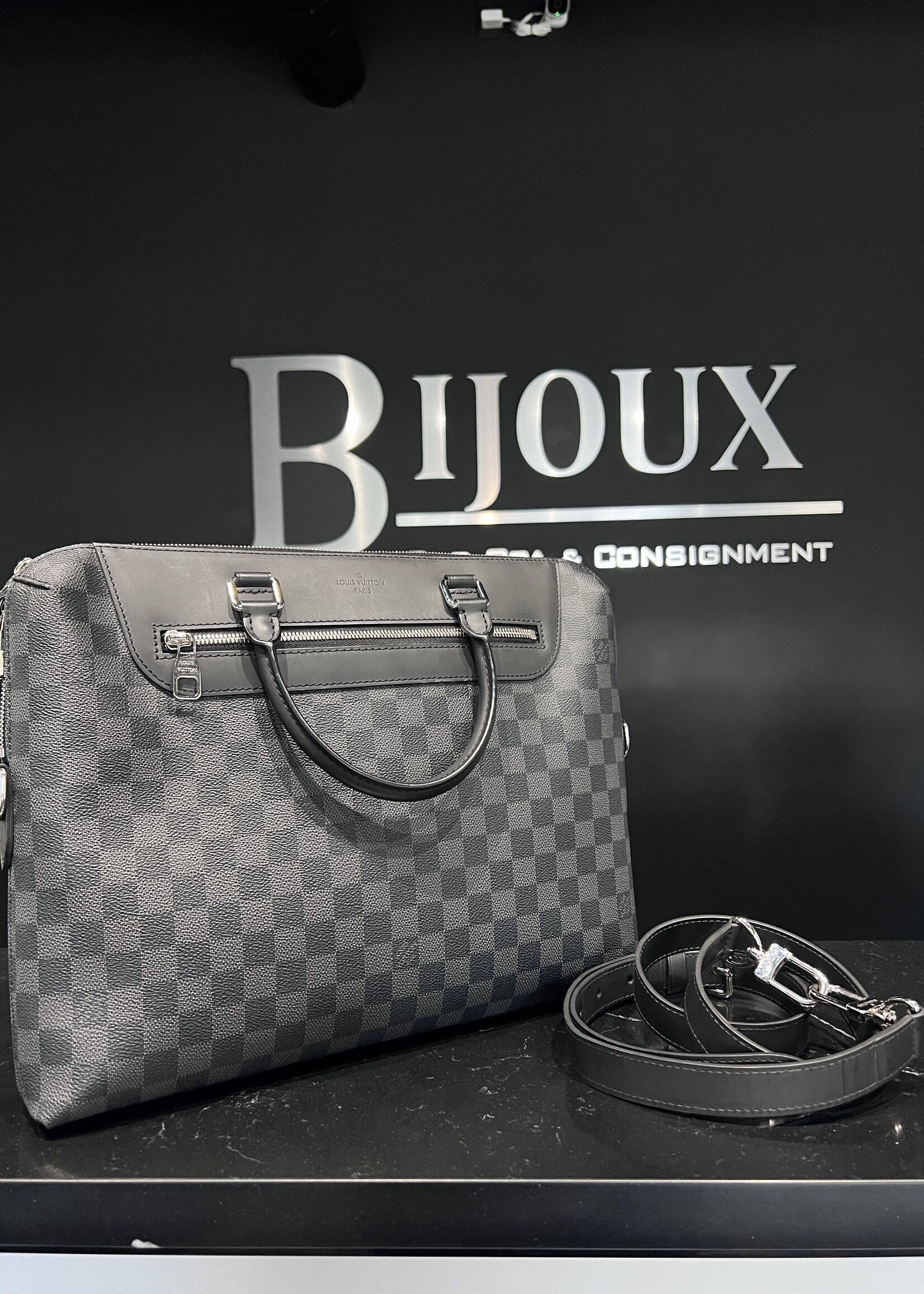 Louis Vuitton SOLD - Louis Vuitton Porte DocumentJour