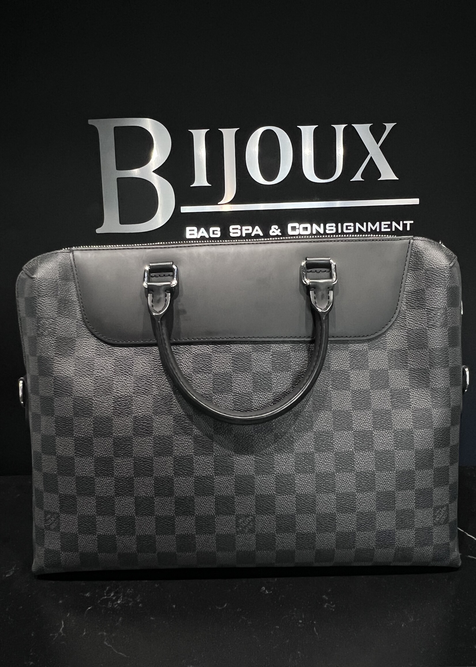 Louis Vuitton SOLD - Louis Vuitton Porte DocumentJour