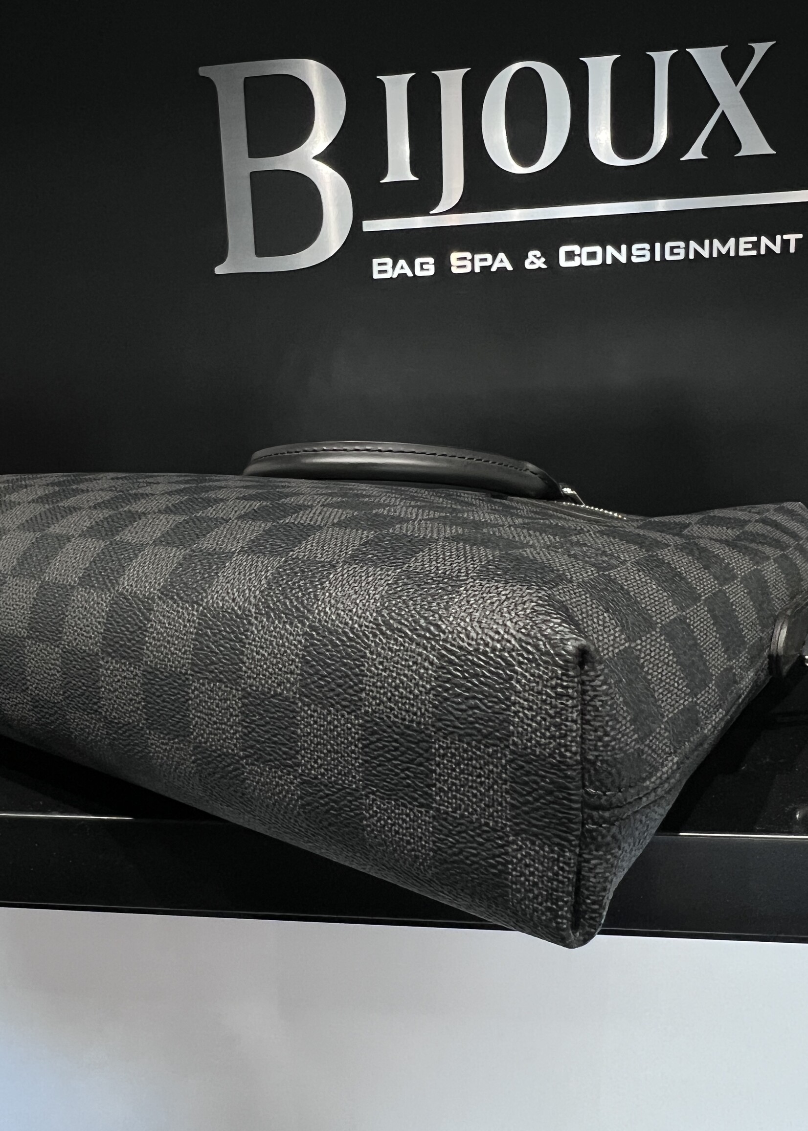 Louis Vuitton SOLD - Louis Vuitton Porte DocumentJour