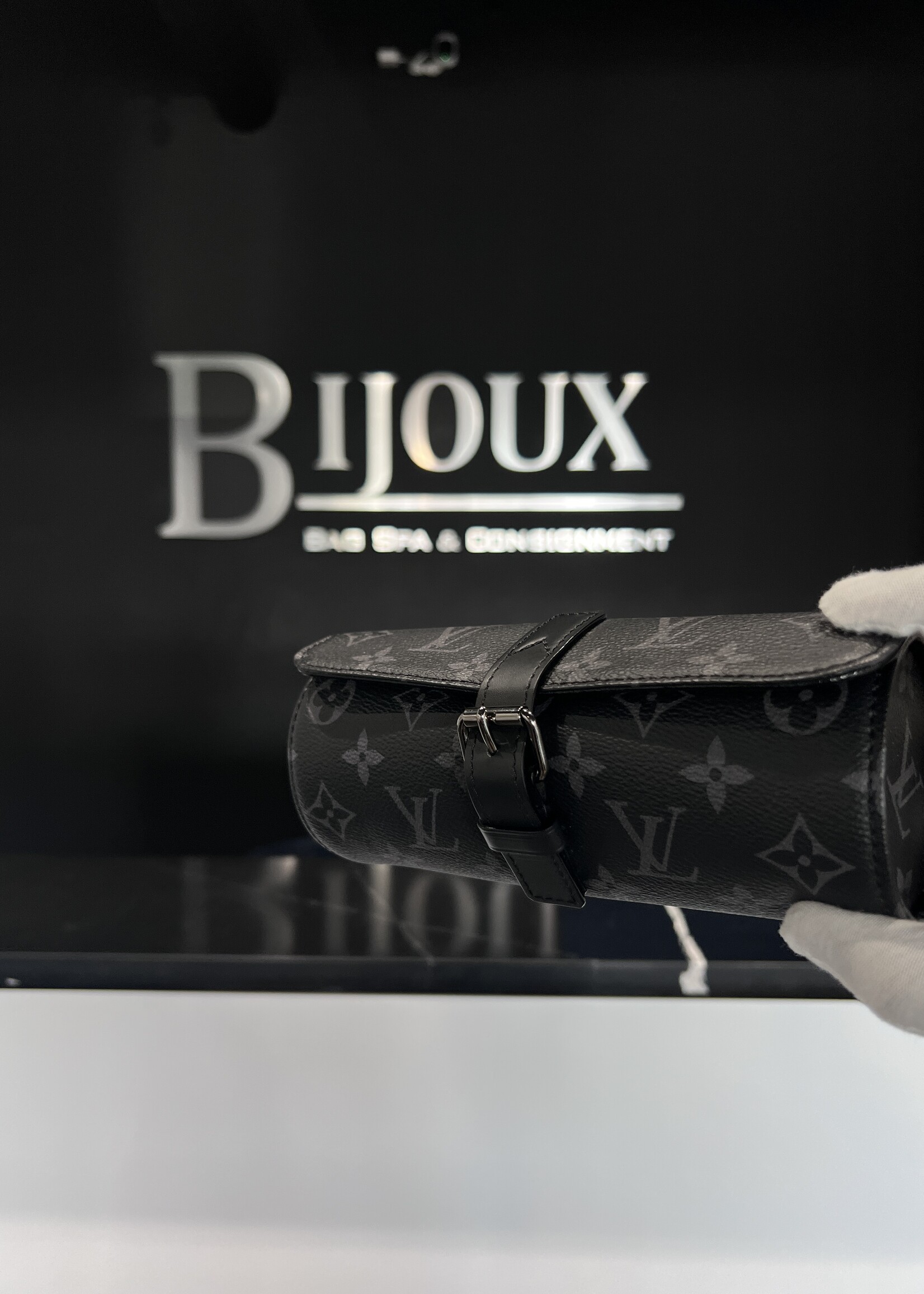 Louis Vuitton SOLD - Louis Vuitton Watch Case