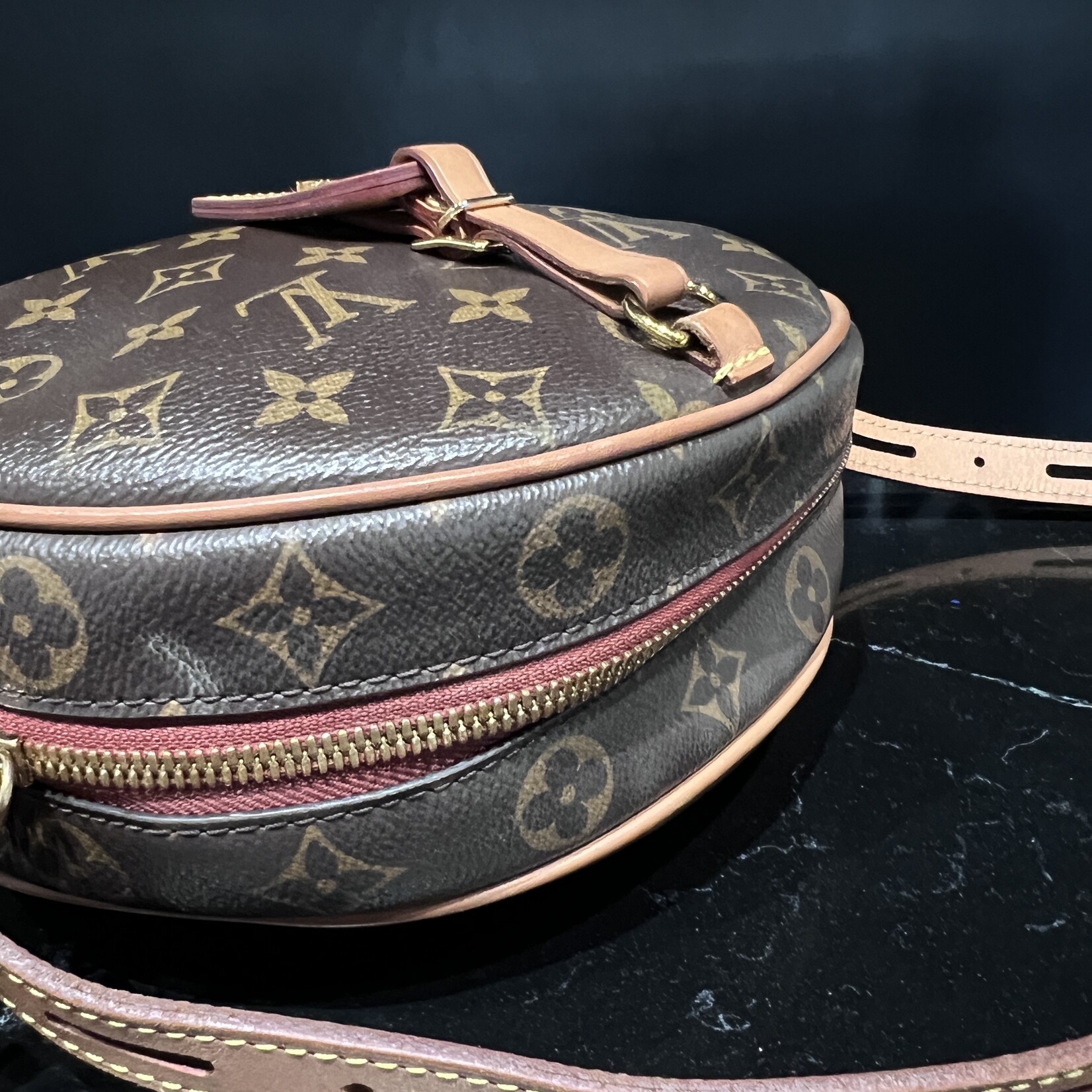 Louis Vuitton Louis Vuitton Boite Chapeau