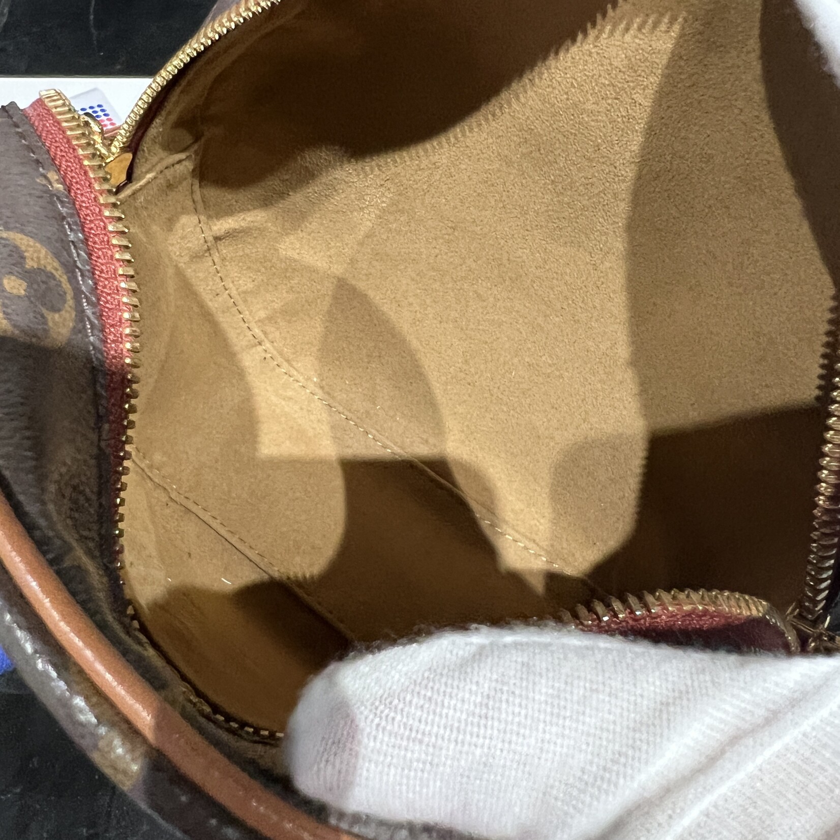 Louis Vuitton Louis Vuitton Boite Chapeau