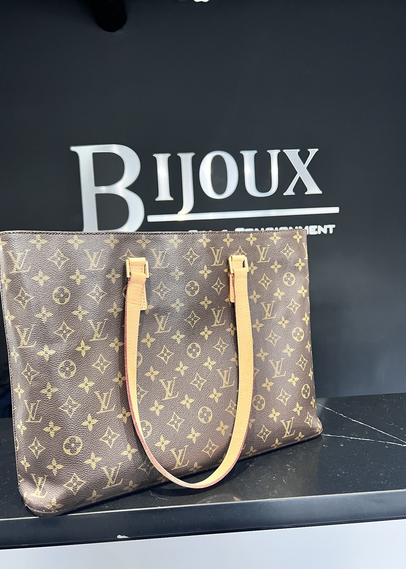 Louis Vuitton SOLD- Louis Vuitton Luco Tote