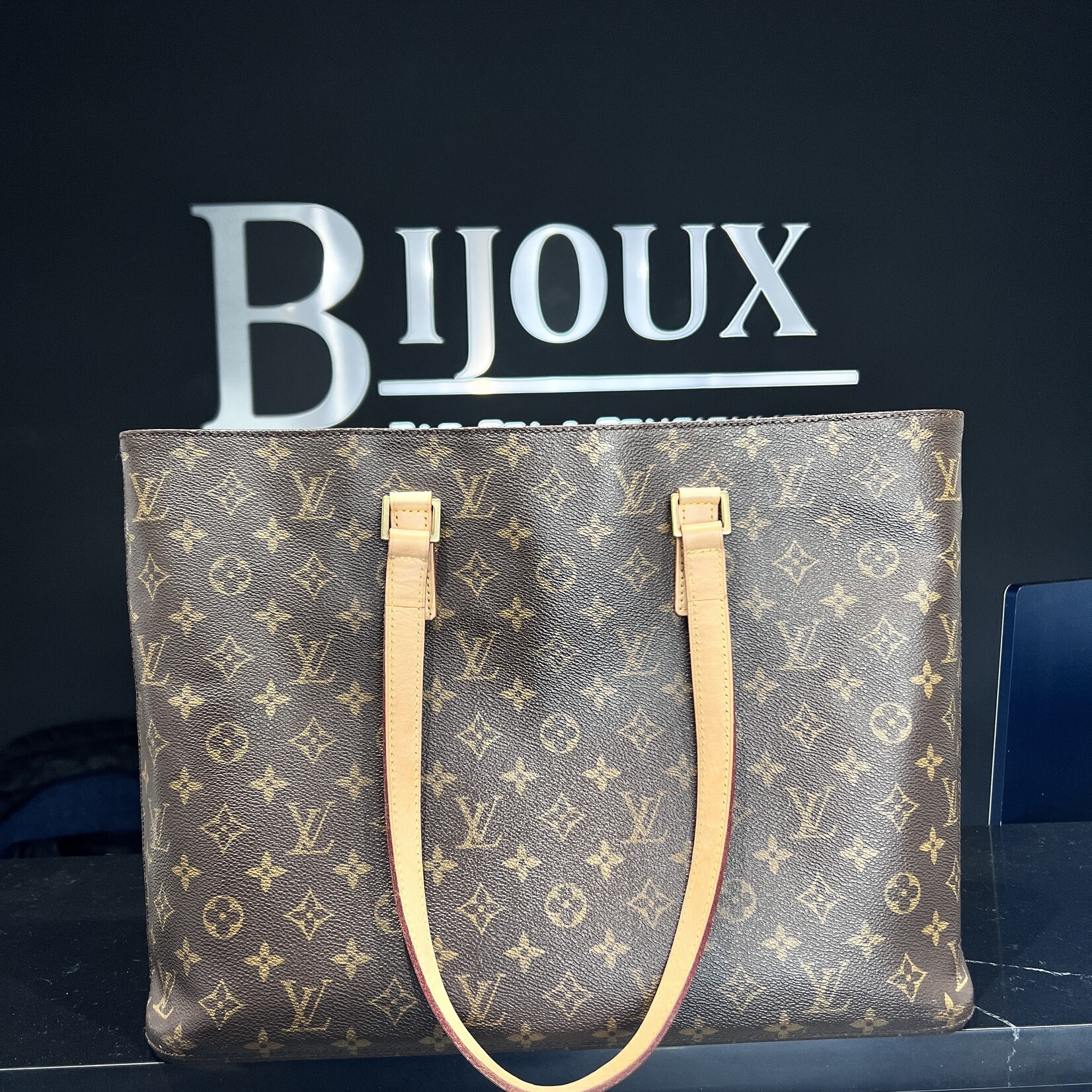 Louis Vuitton SOLD- Louis Vuitton Luco Tote