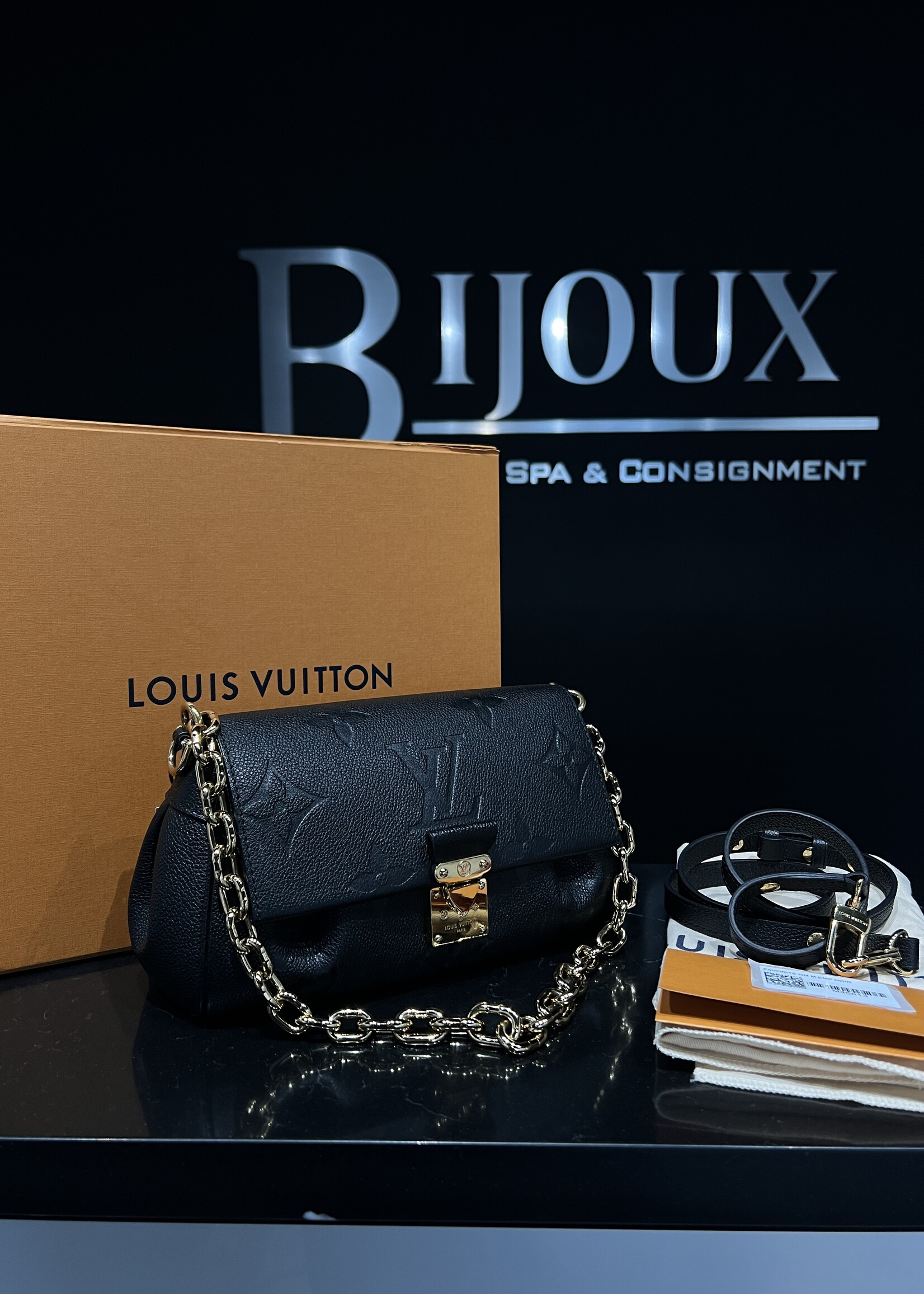 Louis Vuitton SOLD - Louis Vuitton Empreinte Favourite