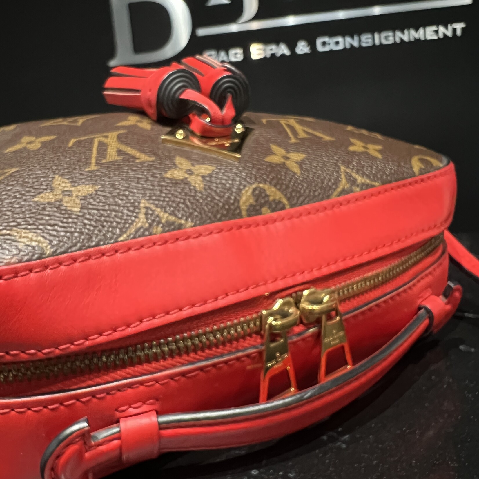 Louis Vuitton Louis Vuitton Red Monogram Saintonge