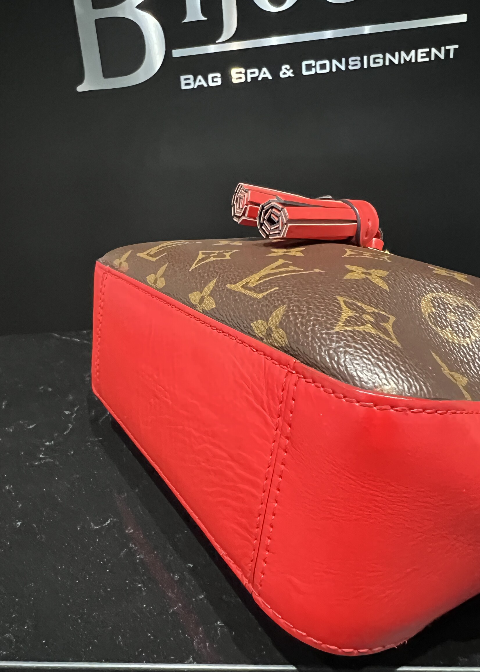 Louis Vuitton Louis Vuitton Red Monogram Saintonge