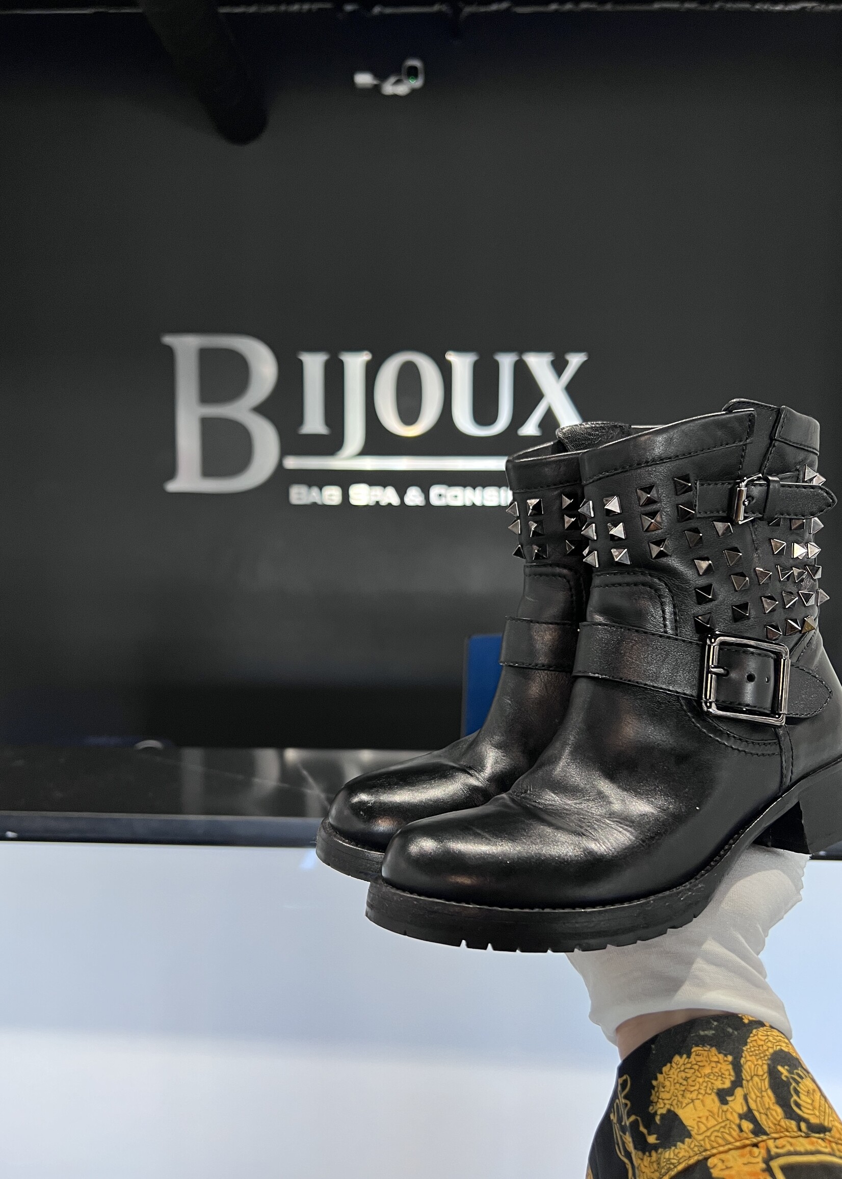 Valentino SOLD - Valentino Garavani Rockstud Boots - 37.5