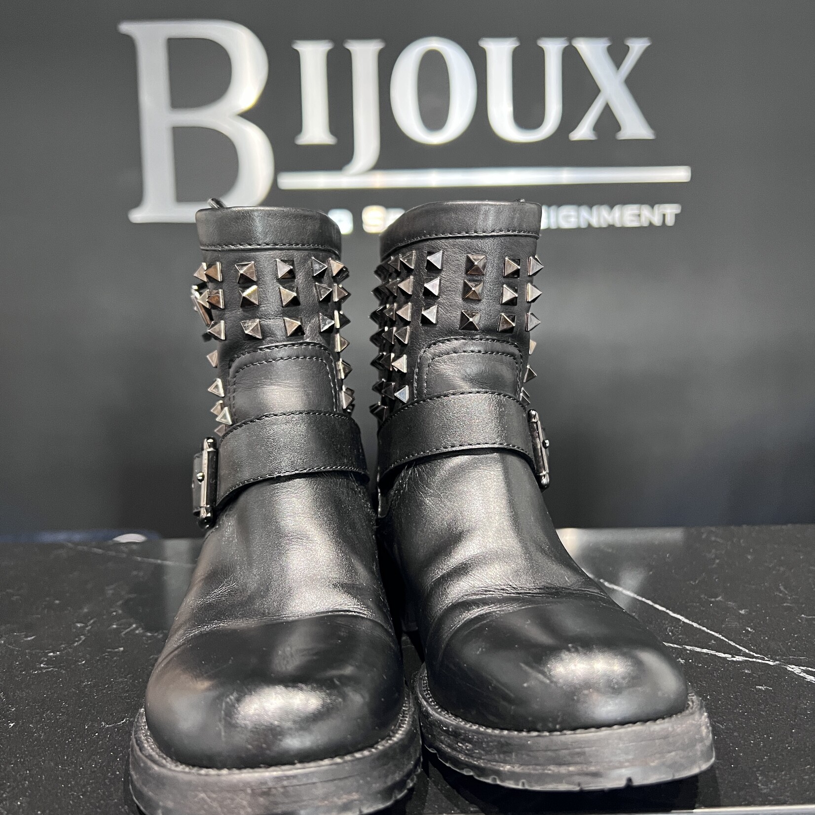 Valentino SOLD - Valentino Garavani Rockstud Boots - 37.5