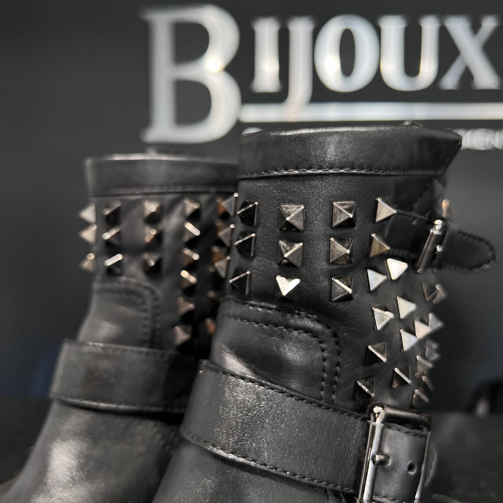 Valentino SOLD - Valentino Garavani Rockstud Boots - 37.5