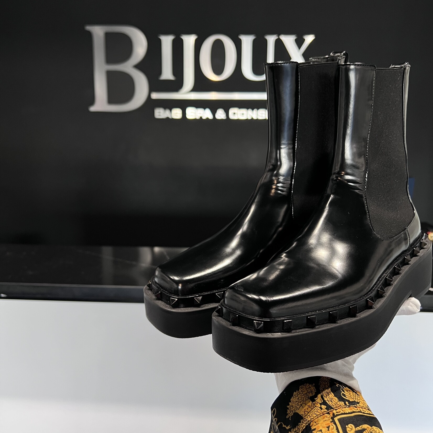 Valentino Valentino Boots Rockstud 8.5