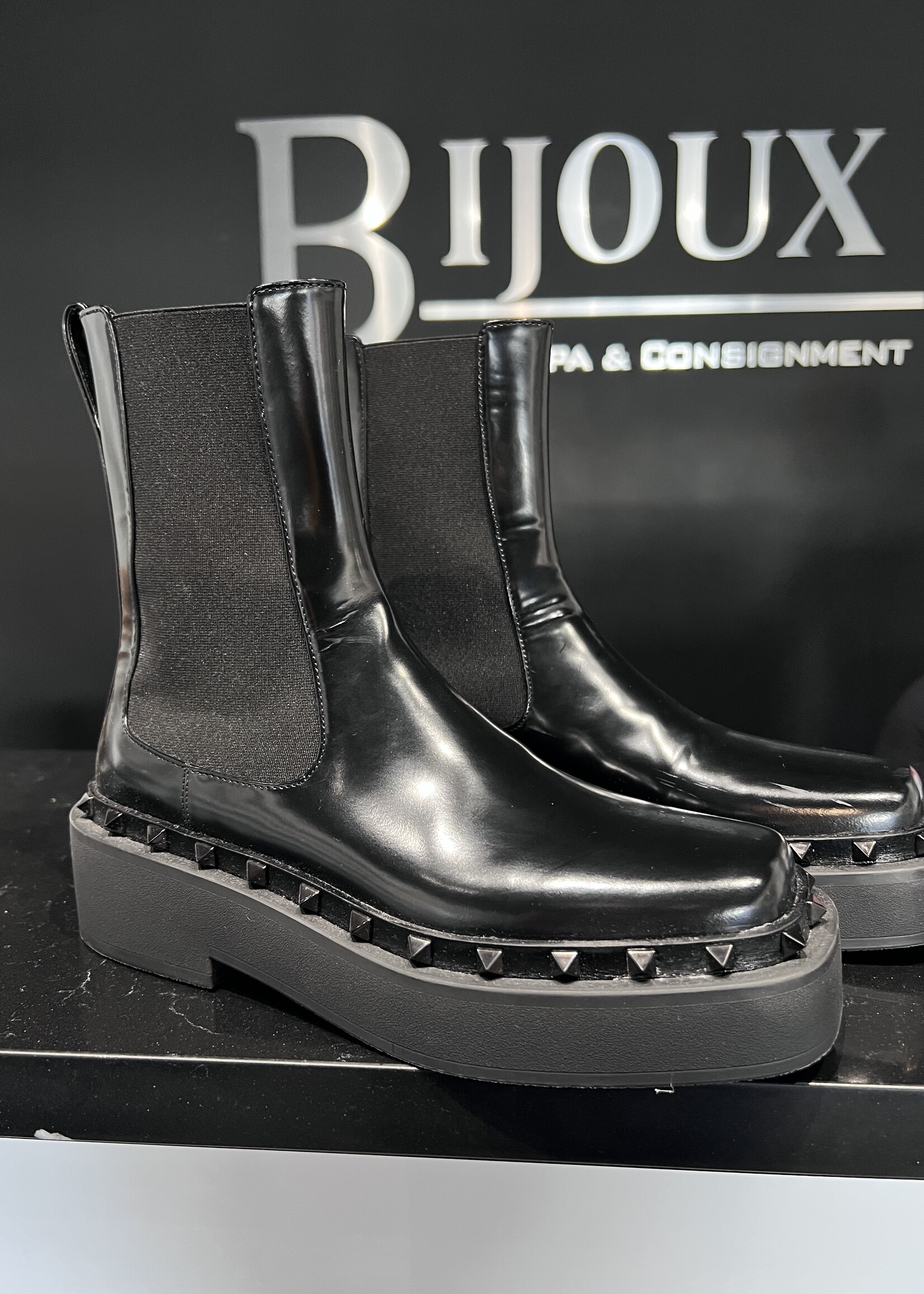 Valentino Valentino Boots Rockstud 8.5