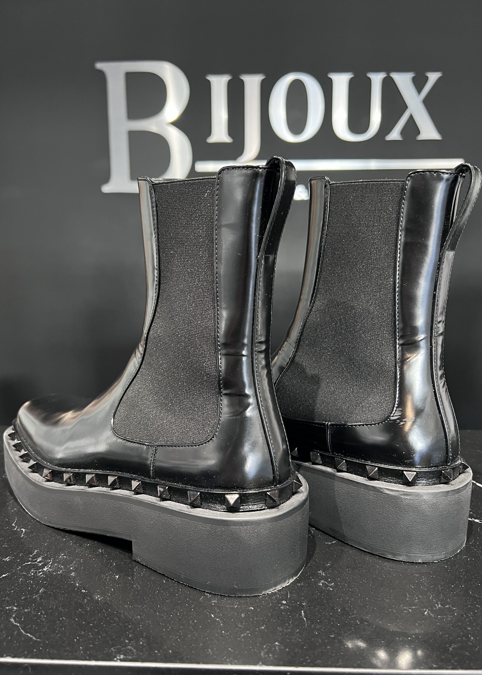 Valentino Valentino Boots Rockstud 8.5