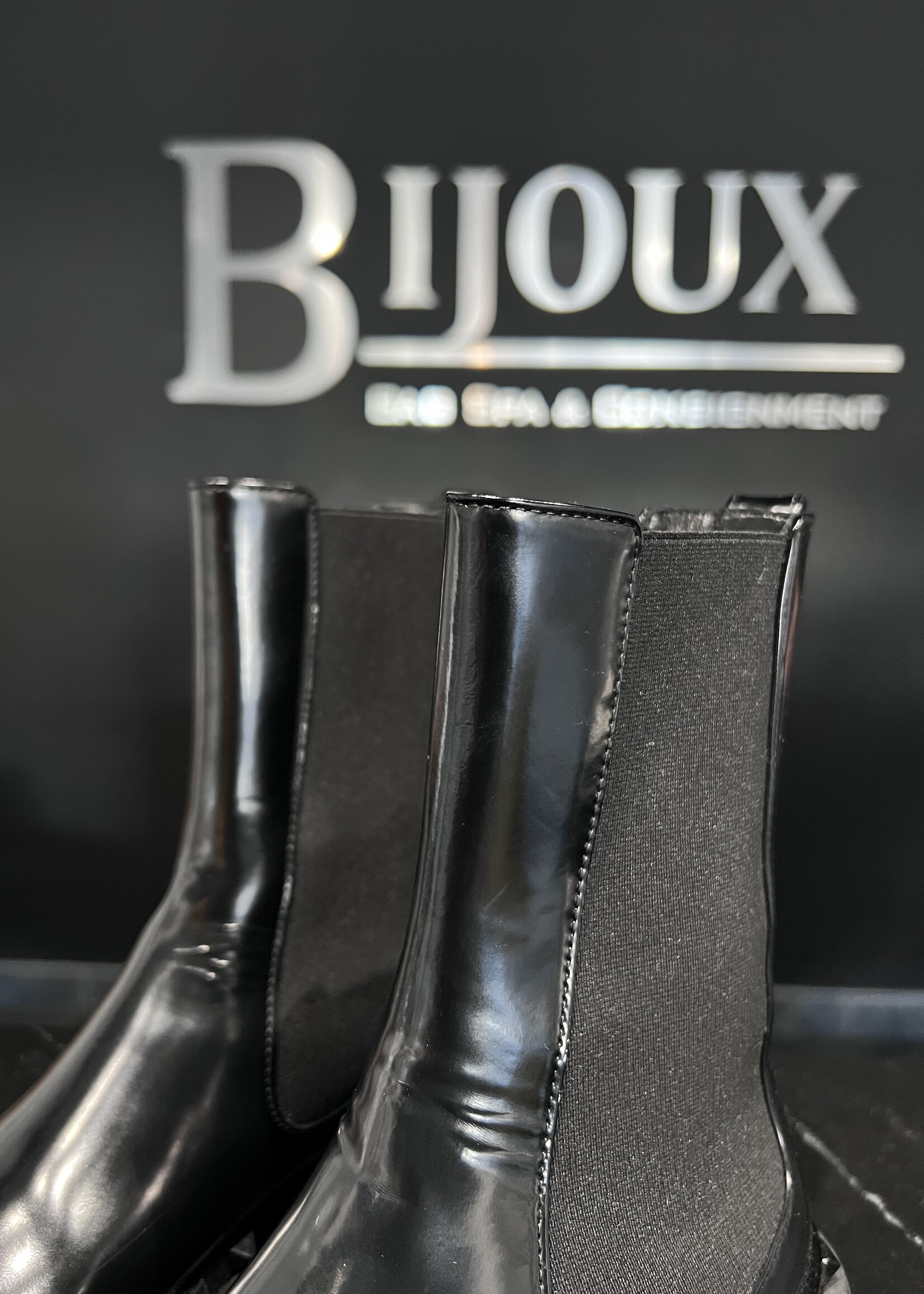 Valentino Valentino Boots Rockstud 8.5