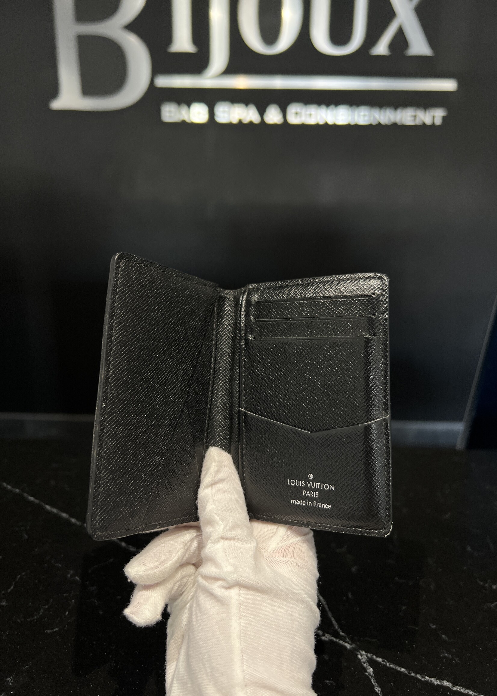 Louis Vuitton Louis Vuitton Pocket Organizer