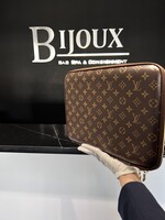 Louis Vuitton Louis Vuitton Laptop Sleeve