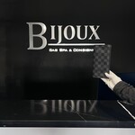 Louis Vuitton Louis Vuitton Long Brazza Wallet