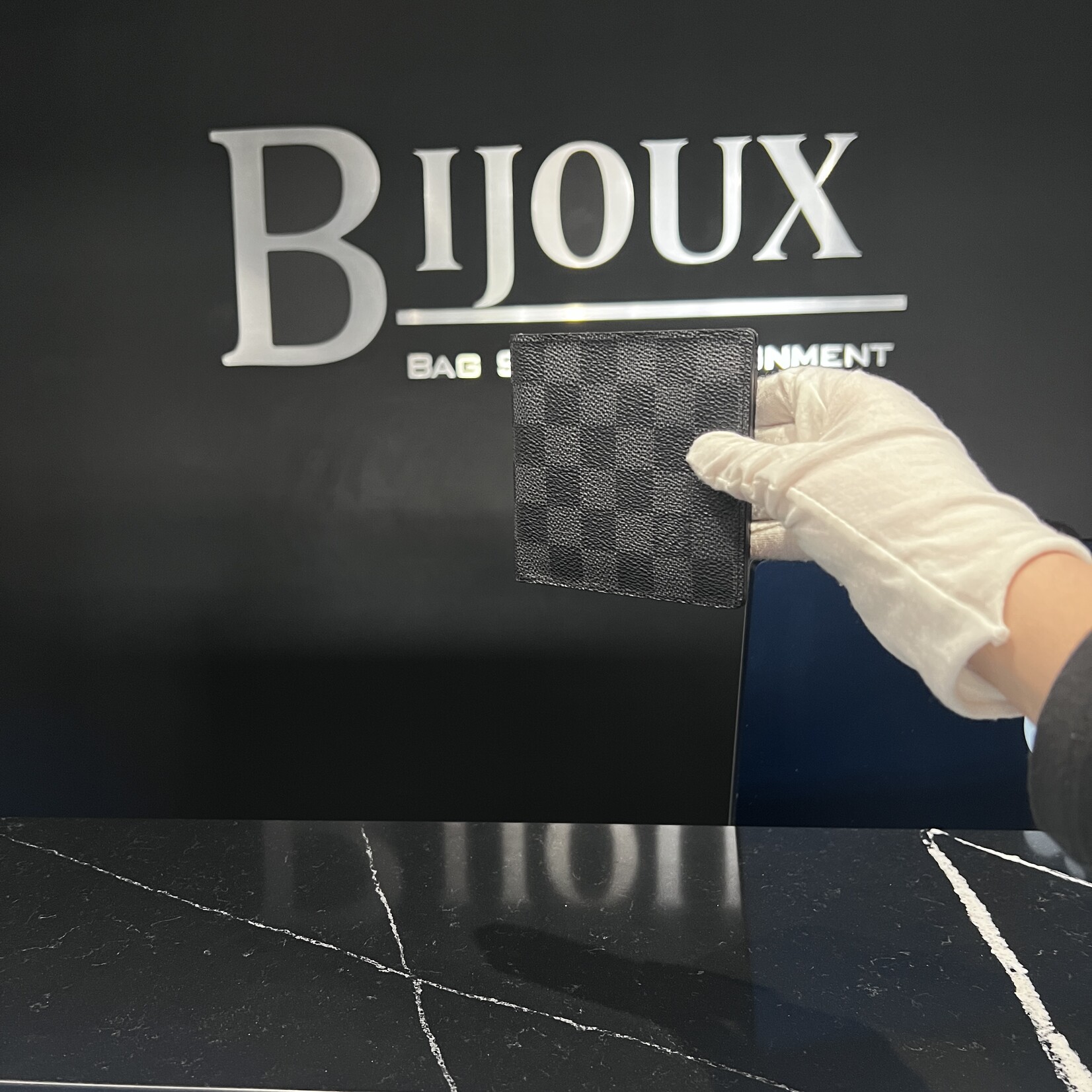 Louis Vuitton SOLD- Louis Vuitton Wallet Damier Graphite