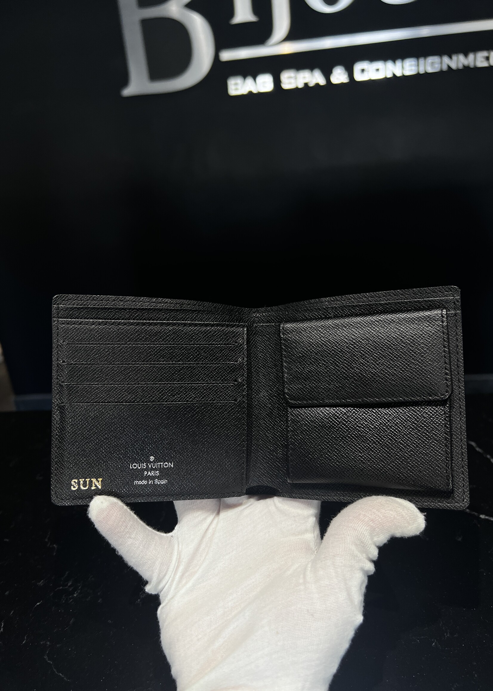 Louis Vuitton SOLD- Louis Vuitton Wallet Damier Graphite