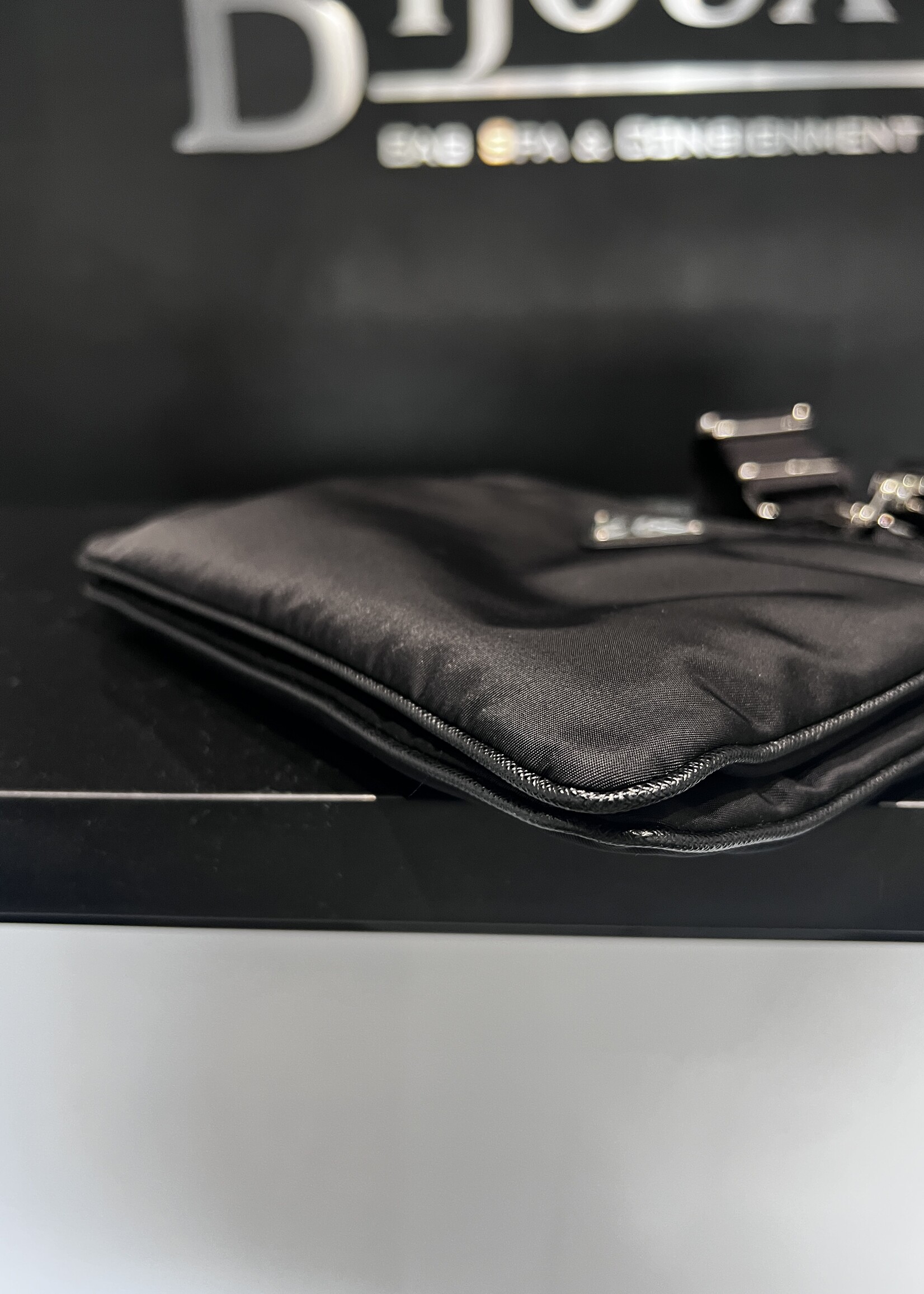 Prada SOLD- Prada Re-Edition Messenger