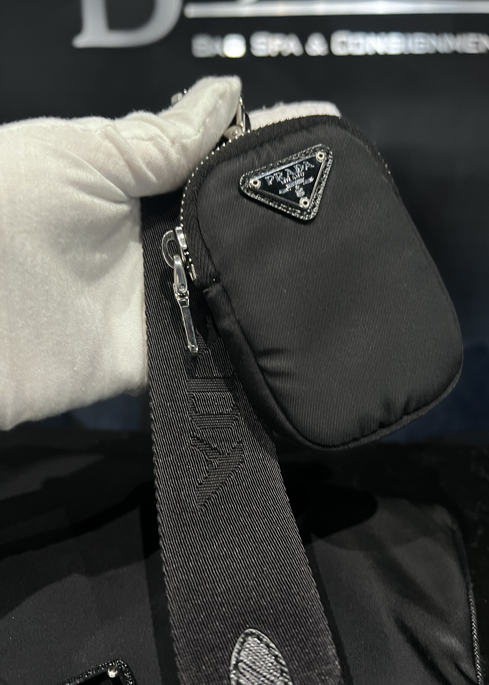 Prada SOLD- Prada Re-Edition Messenger