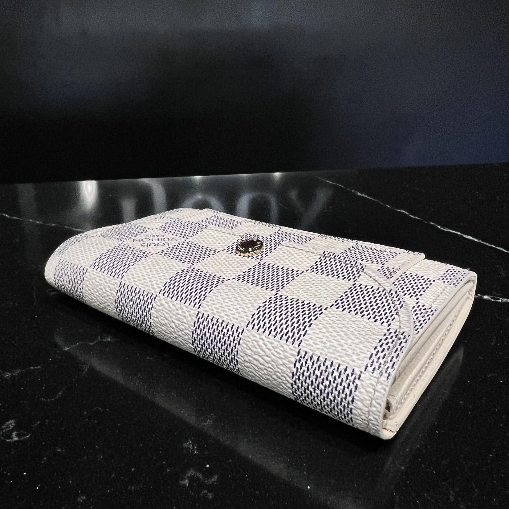 Louis Vuitton Louis Vuitton Damier Azur Pochette Solo Belt