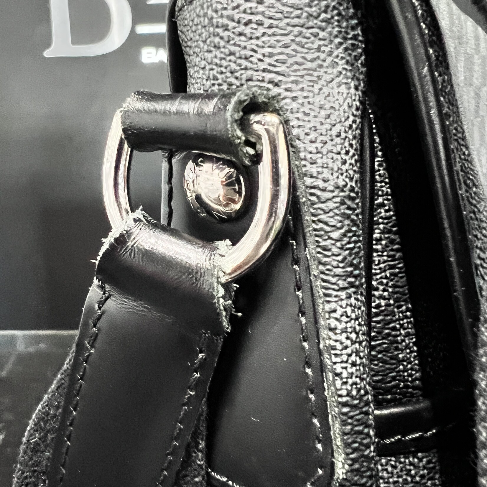 Louis Vuitton SOLD - Louis Vuitton Daniel MM