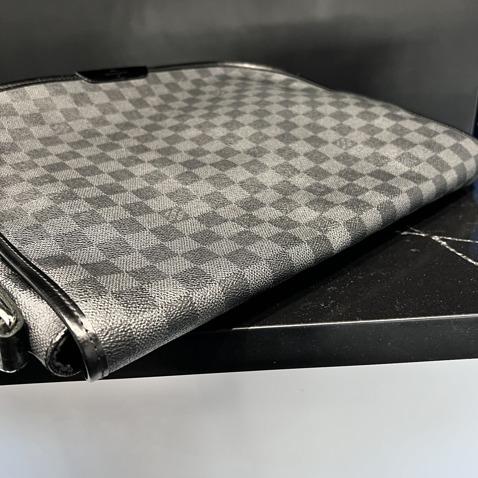 Louis Vuitton SOLD - Louis Vuitton Daniel MM