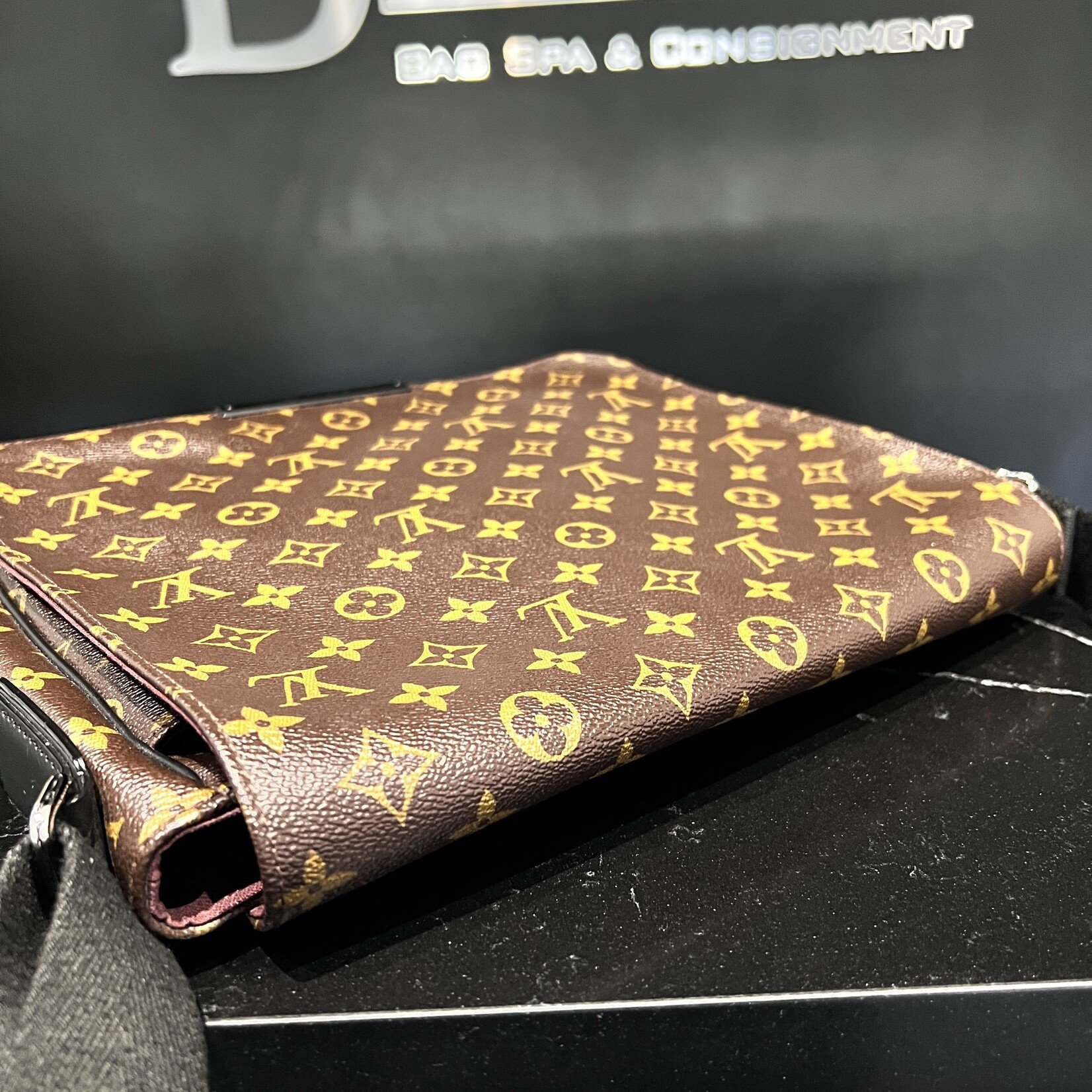Louis Vuitton SOLD - Louis Vuitton Monogram Macassar MM