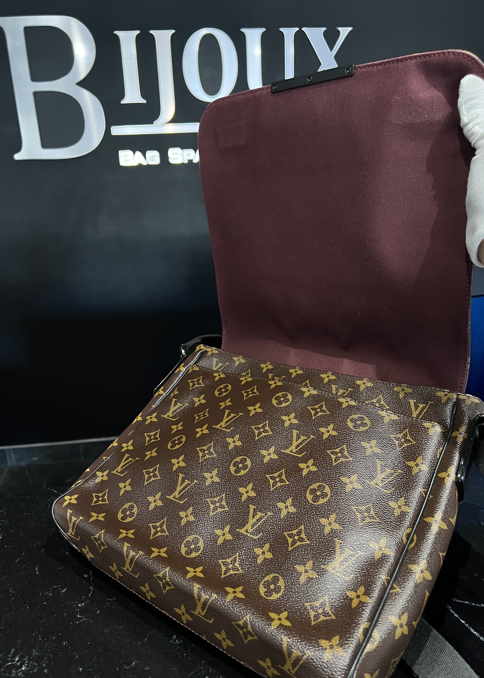 Louis Vuitton SOLD - Louis Vuitton Monogram Macassar MM